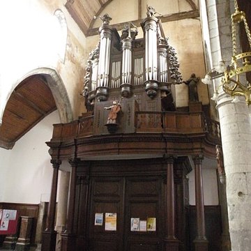 Église Saint-Pierre-Saint-Paul de Solre-le-Château