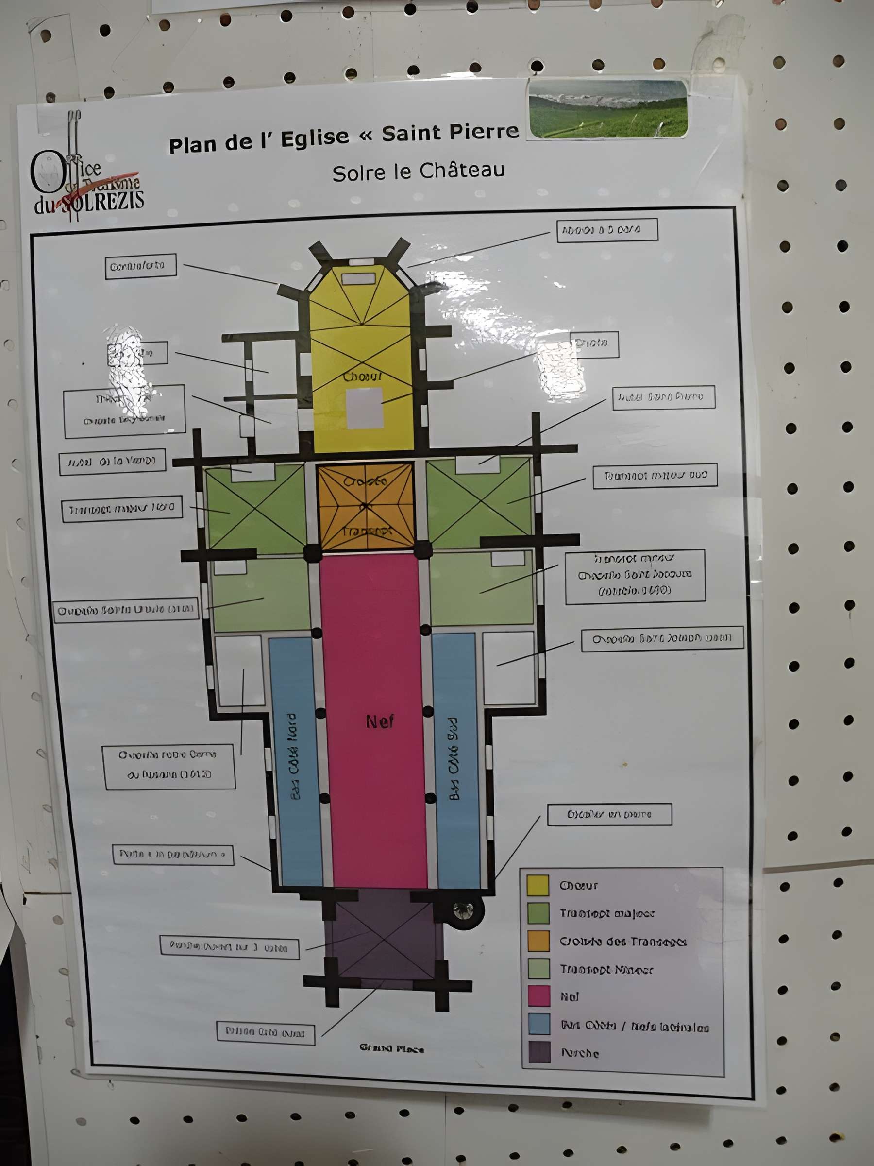 Église Saint-Pierre-Saint-Paul de Solre-le-Château