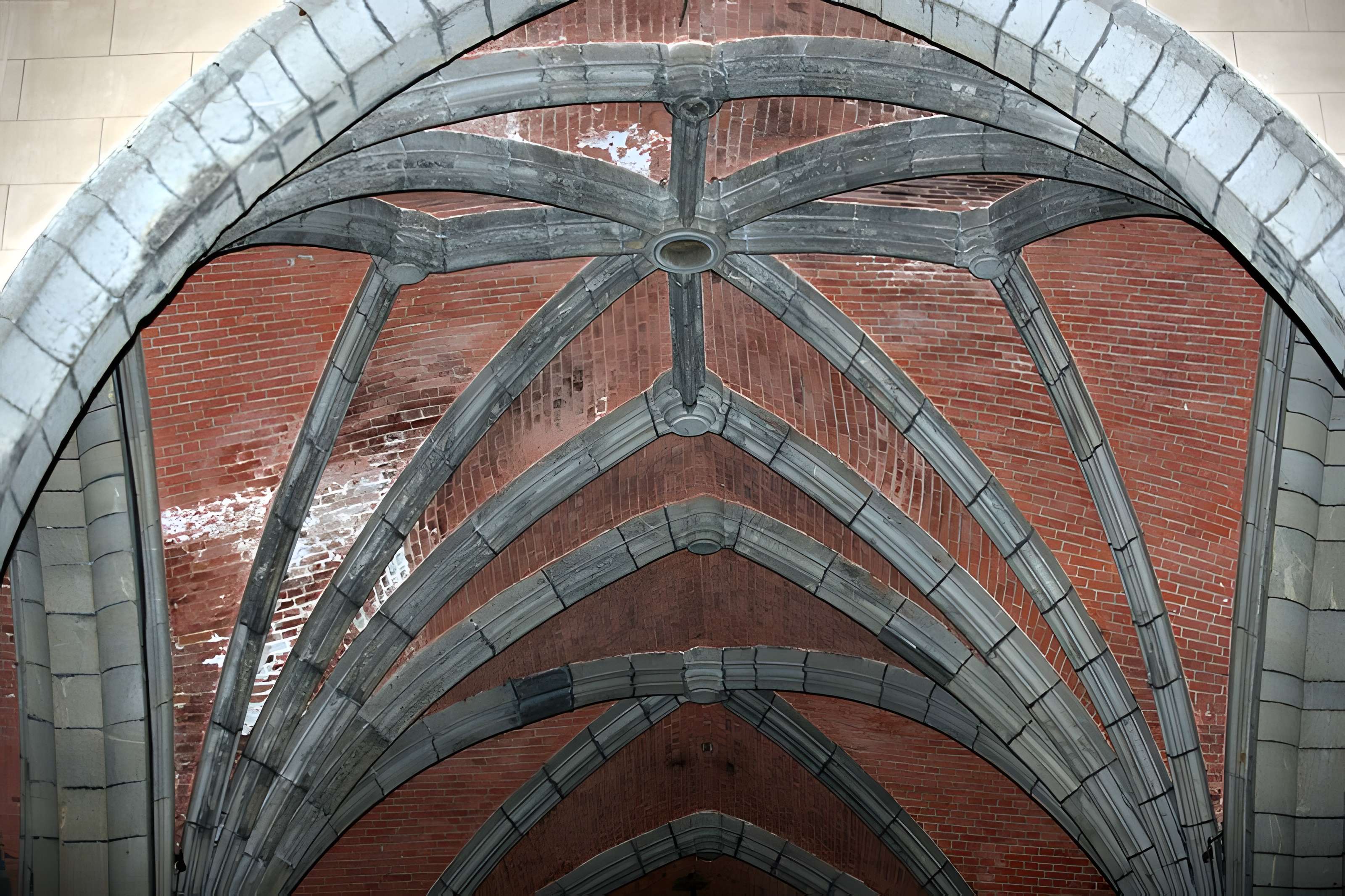 Église Saint-Pierre-Saint-Paul de Solre-le-Château