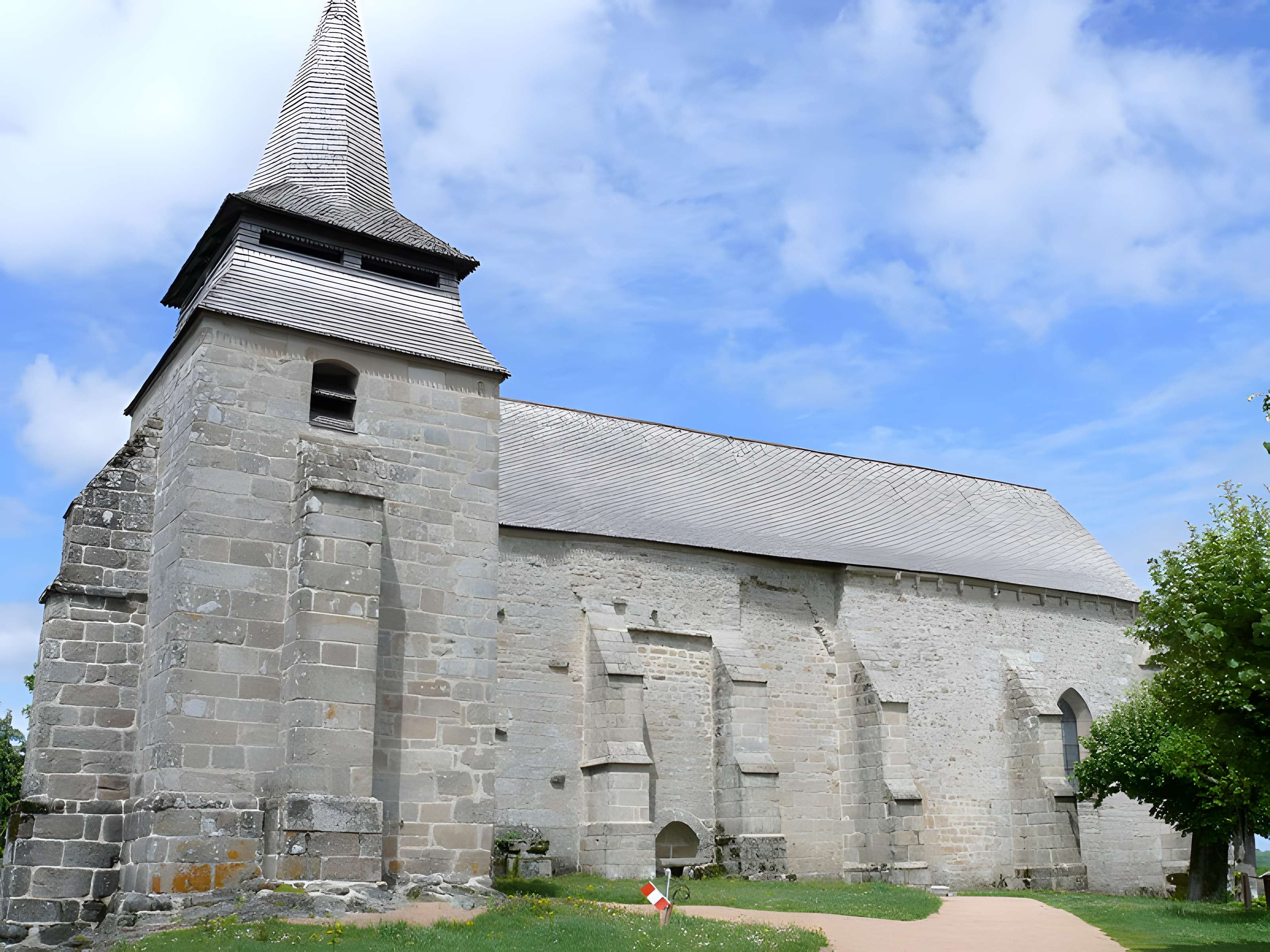 Église Saint-Pierre-Saint-Paul de La Nouaille 