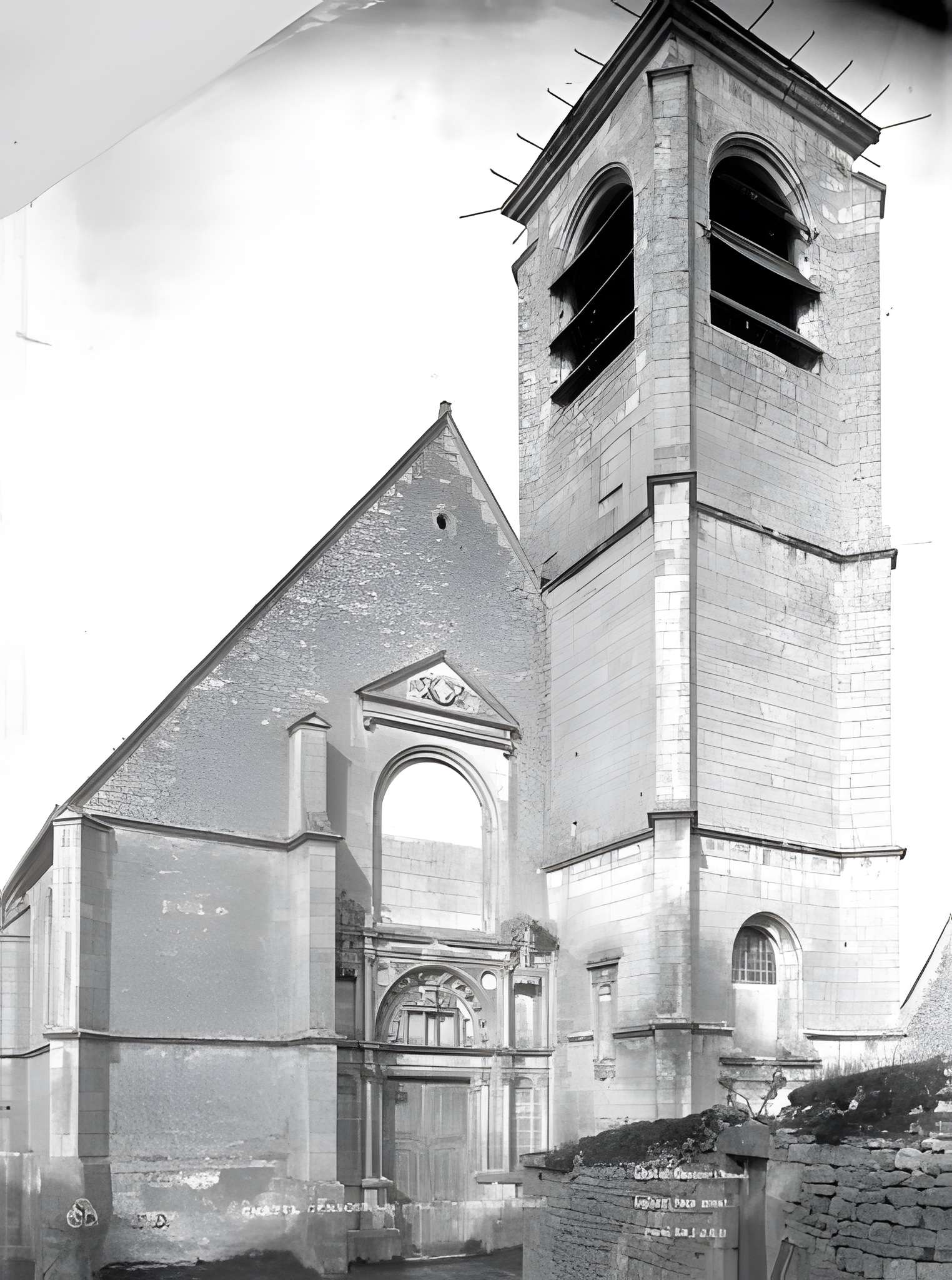 Église Saint-Potentien de Châtel-Censoir
