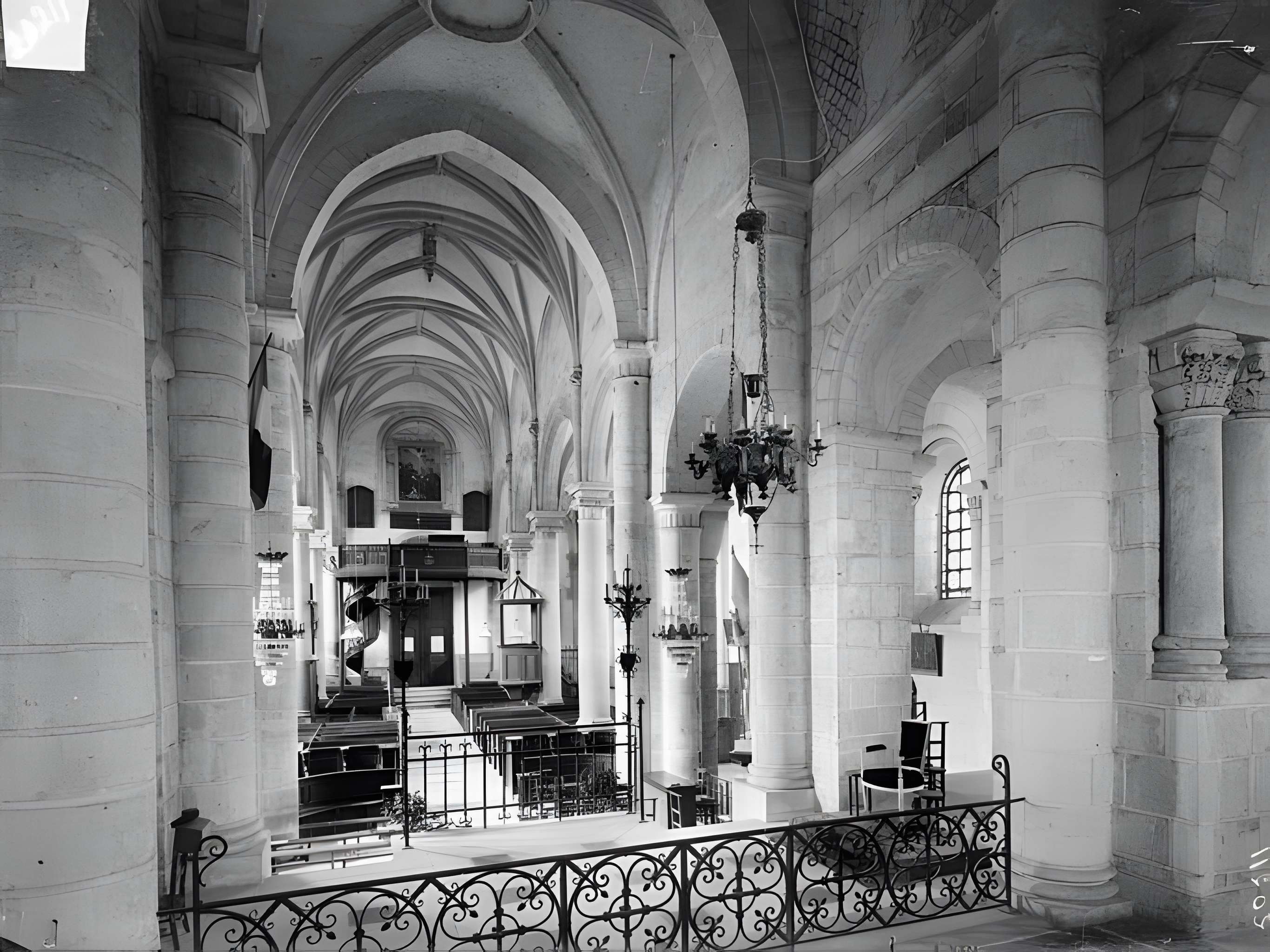Église Saint-Potentien de Châtel-Censoir