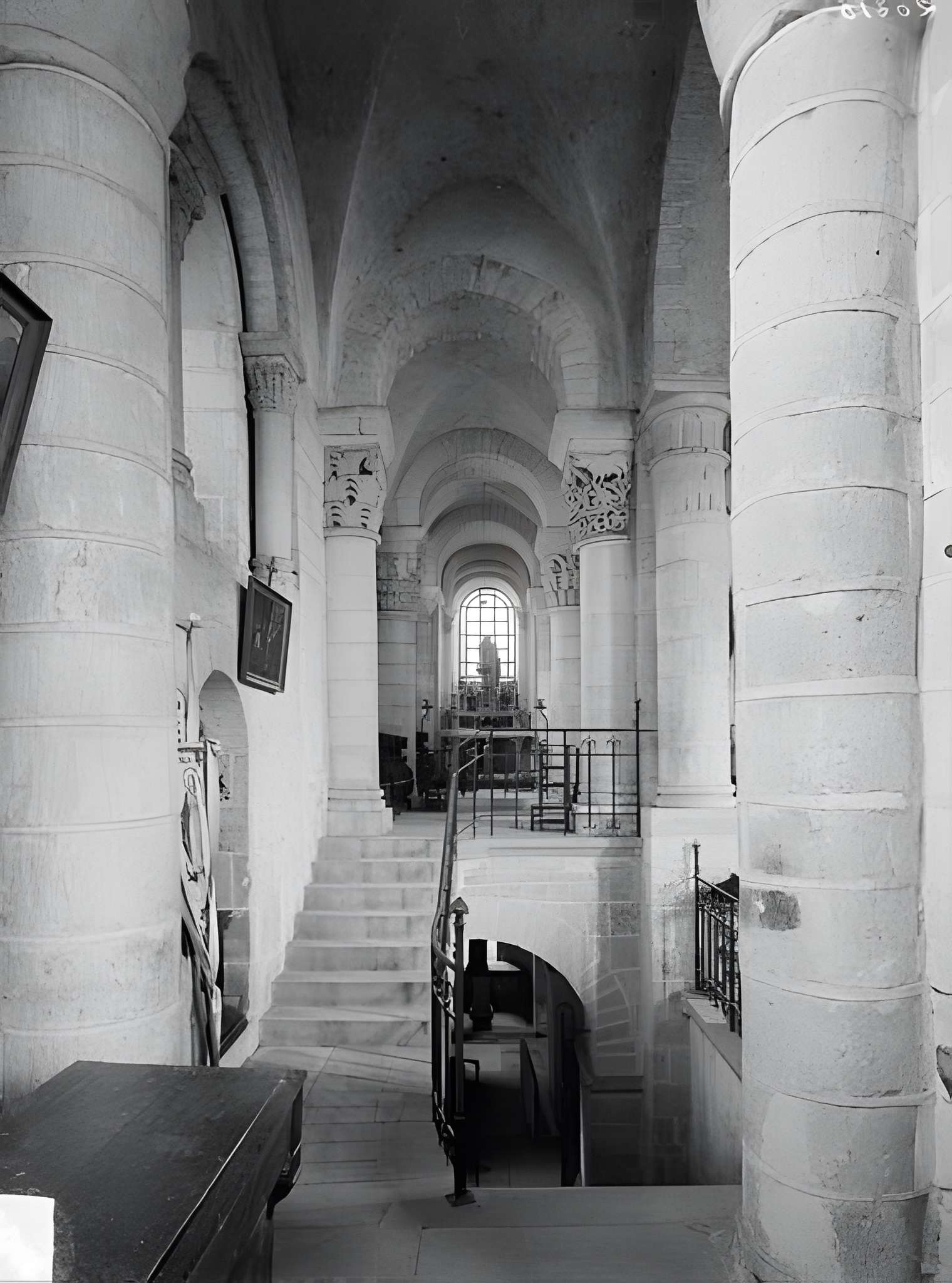 Église Saint-Potentien de Châtel-Censoir