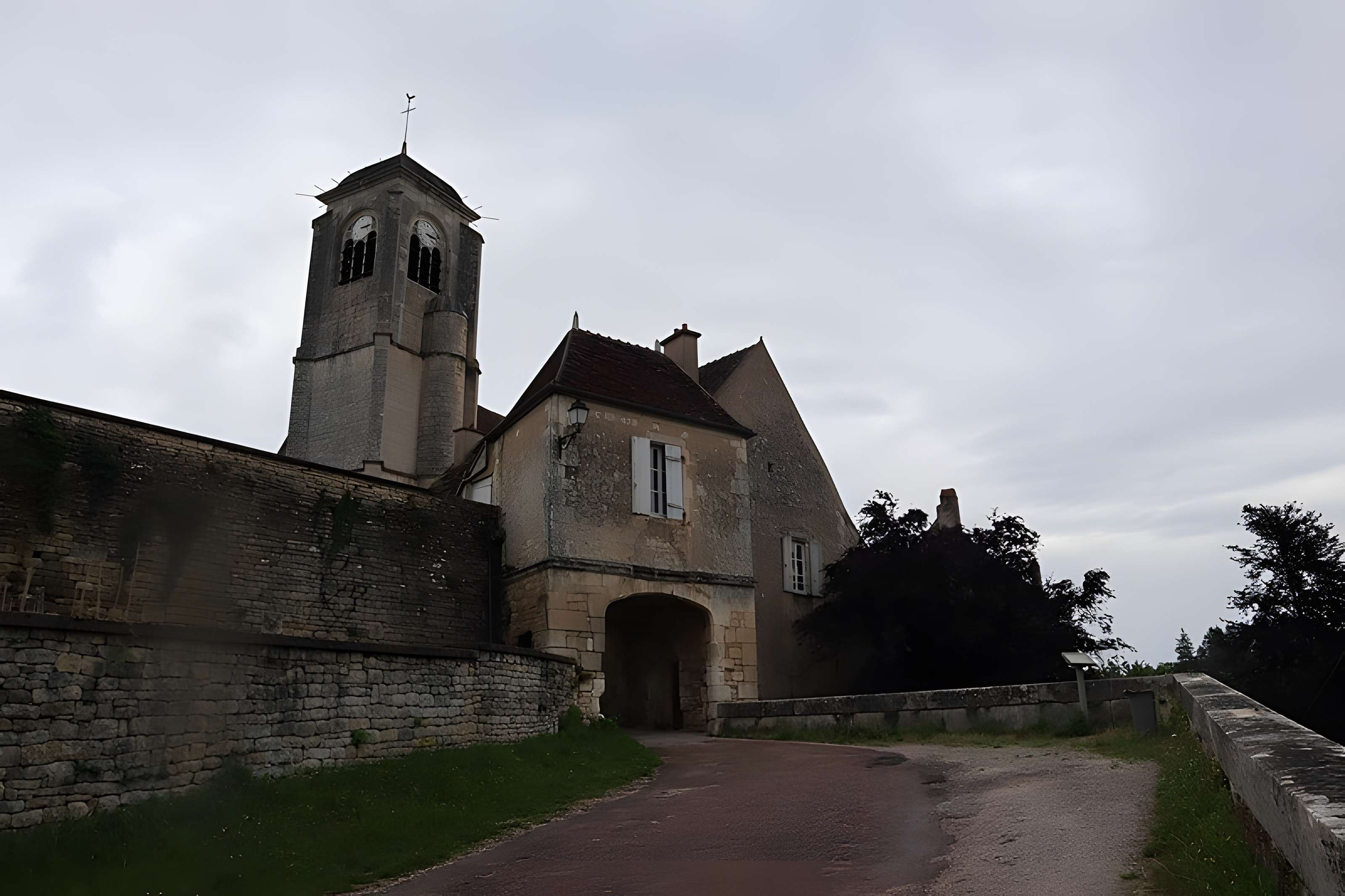 Église Saint-Potentien de Châtel-Censoir