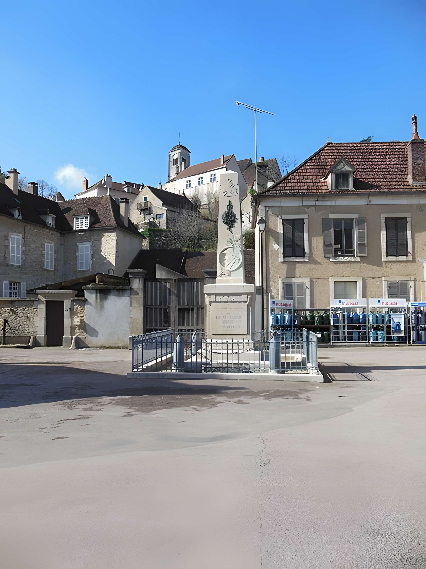 Église Saint-Potentien de Châtel-Censoir