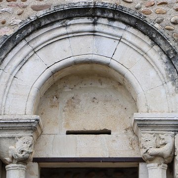 Église Saint-Priest de Sandrans