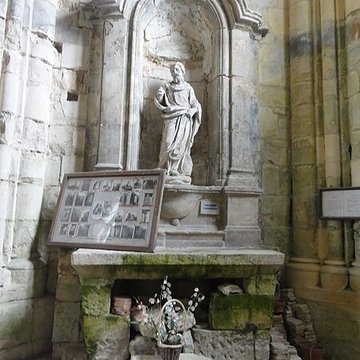 Ruines de léglise de Marquemont