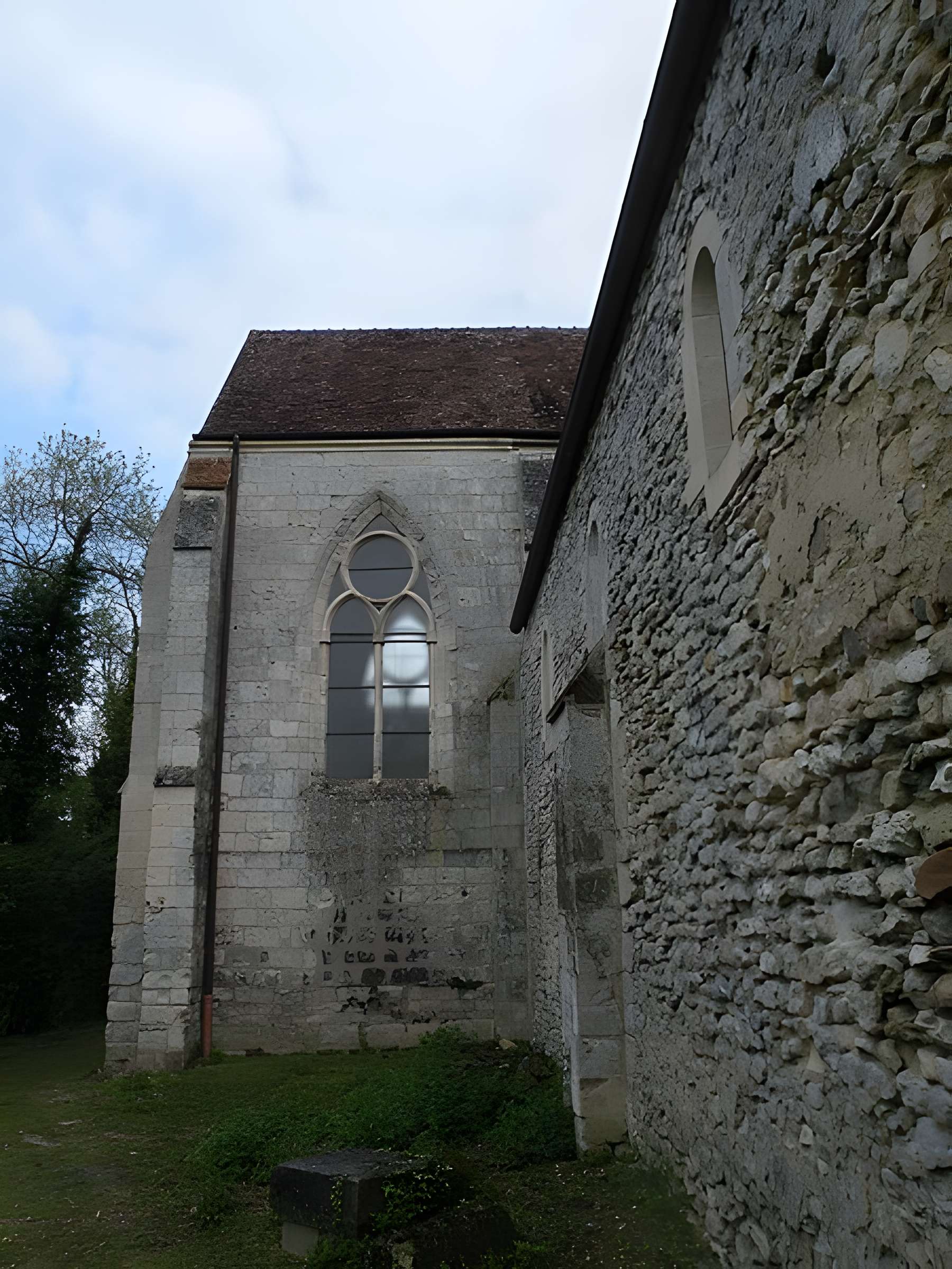 Ruines de l'église de Marquemont