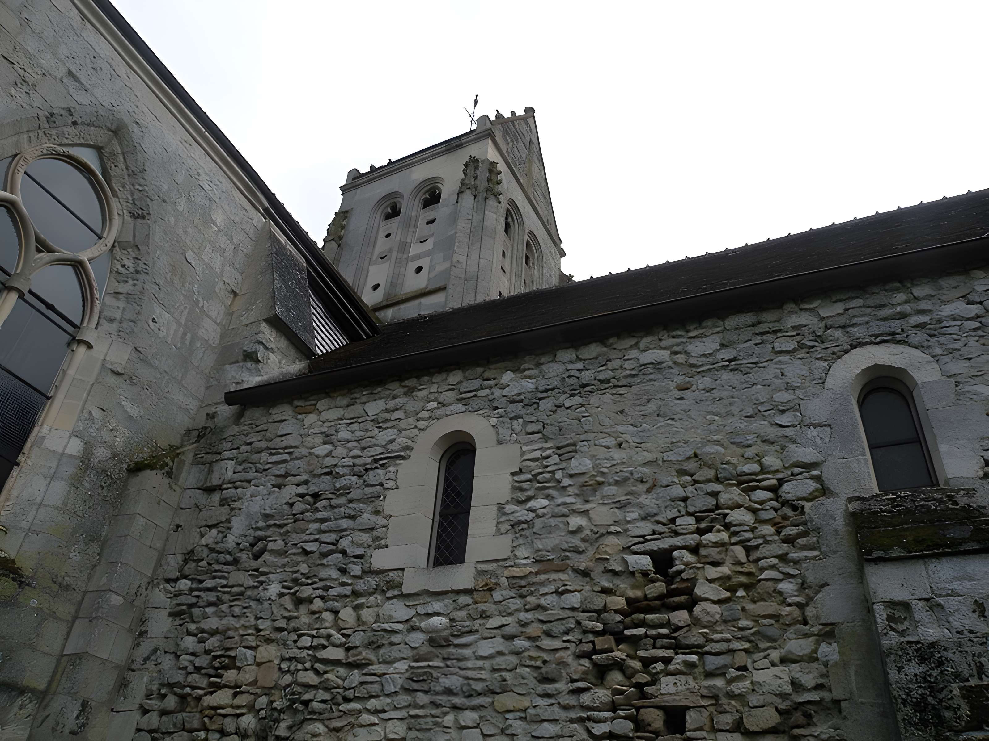 Ruines de l'église de Marquemont