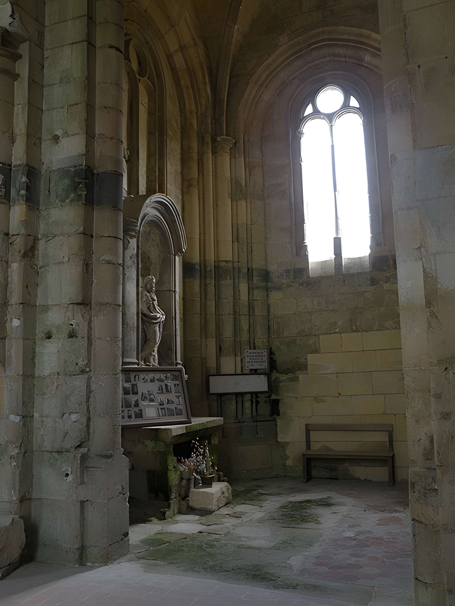 Ruines de l'église de Marquemont
