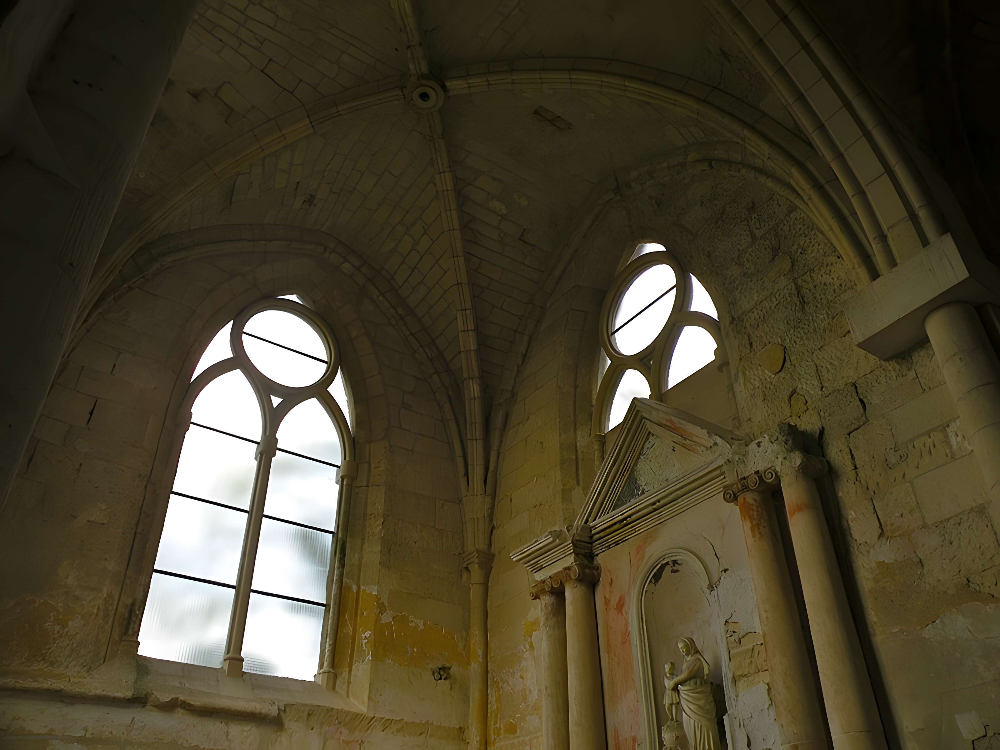 Ruines de l'église de Marquemont