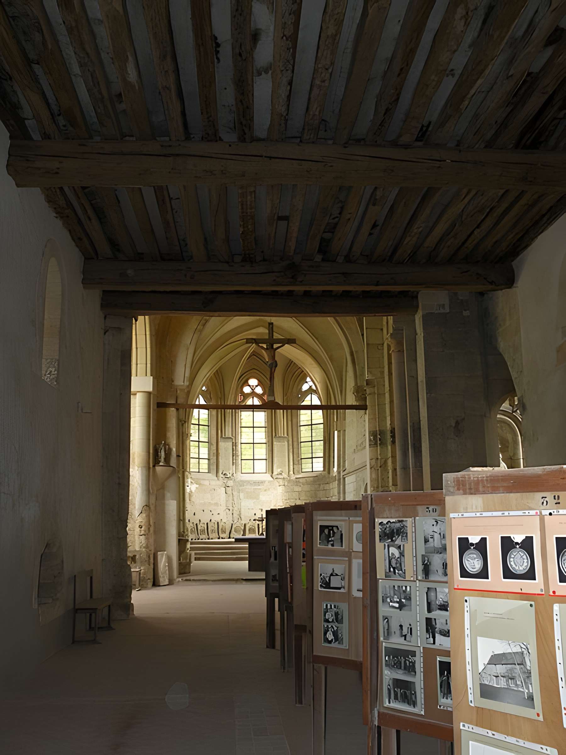 Ruines de l'église de Marquemont