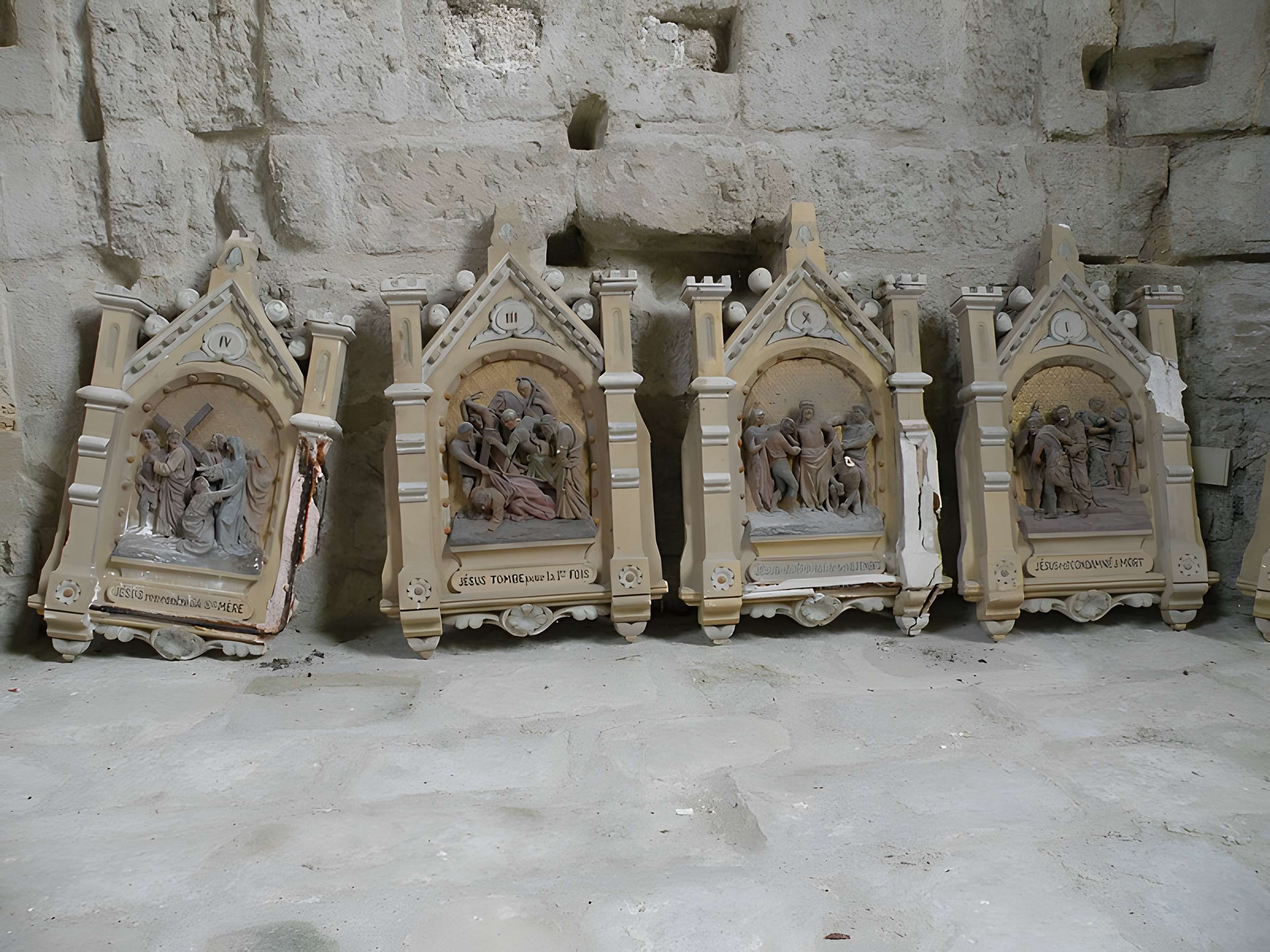 Ruines de l'église de Marquemont
