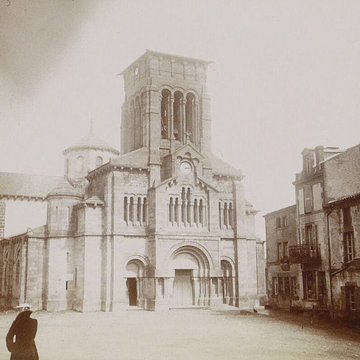 Église Saint-Priest de Volvic