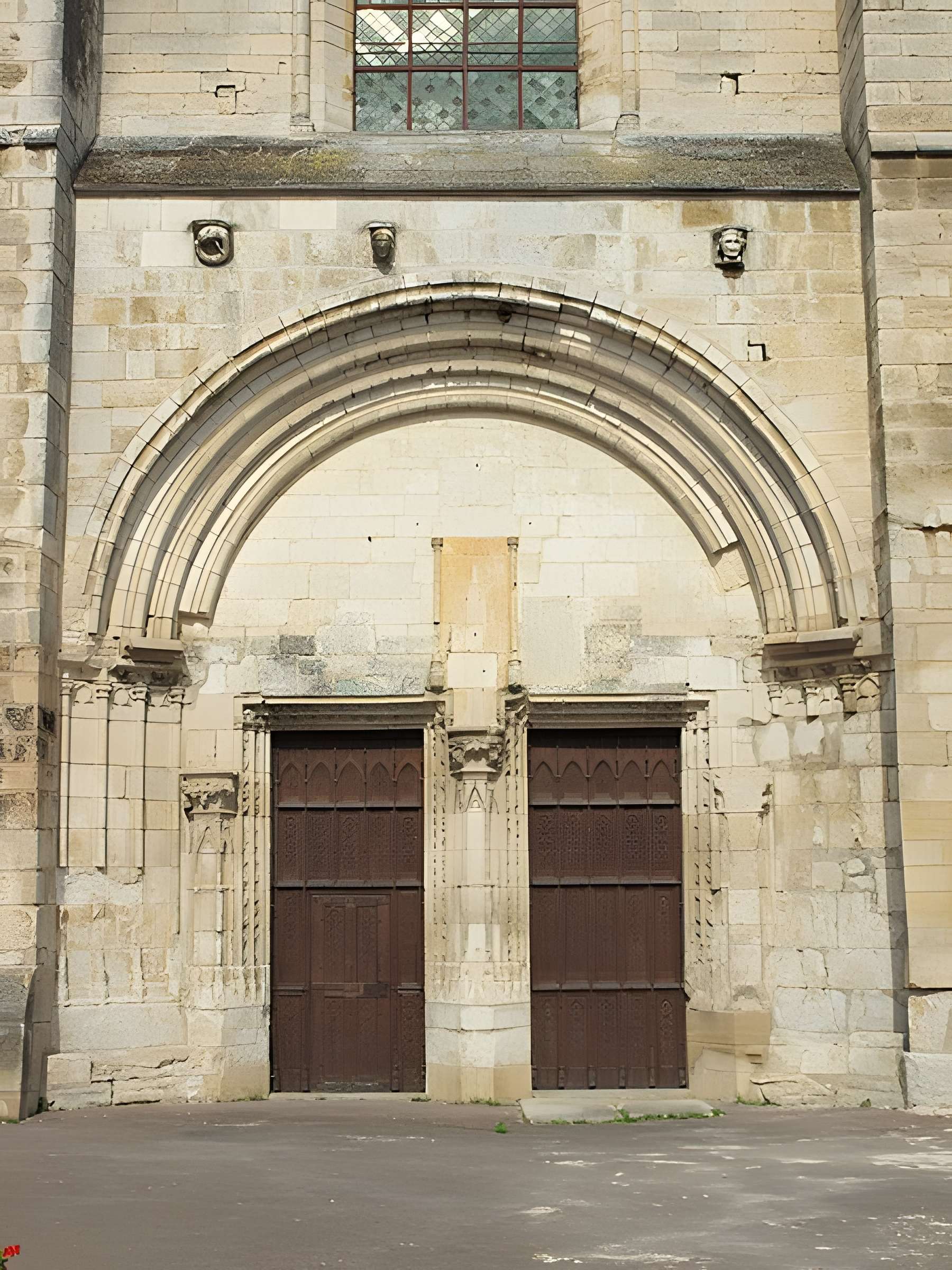 Église Saint-Prix-et-Saint-Cot de Saint-Bris-le-Vineux