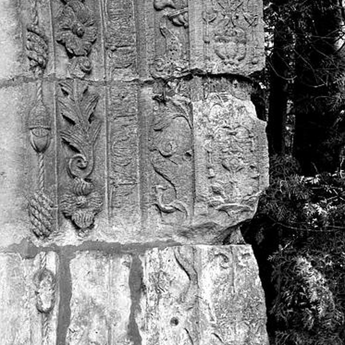 Photo de Restes du château de Sarcus