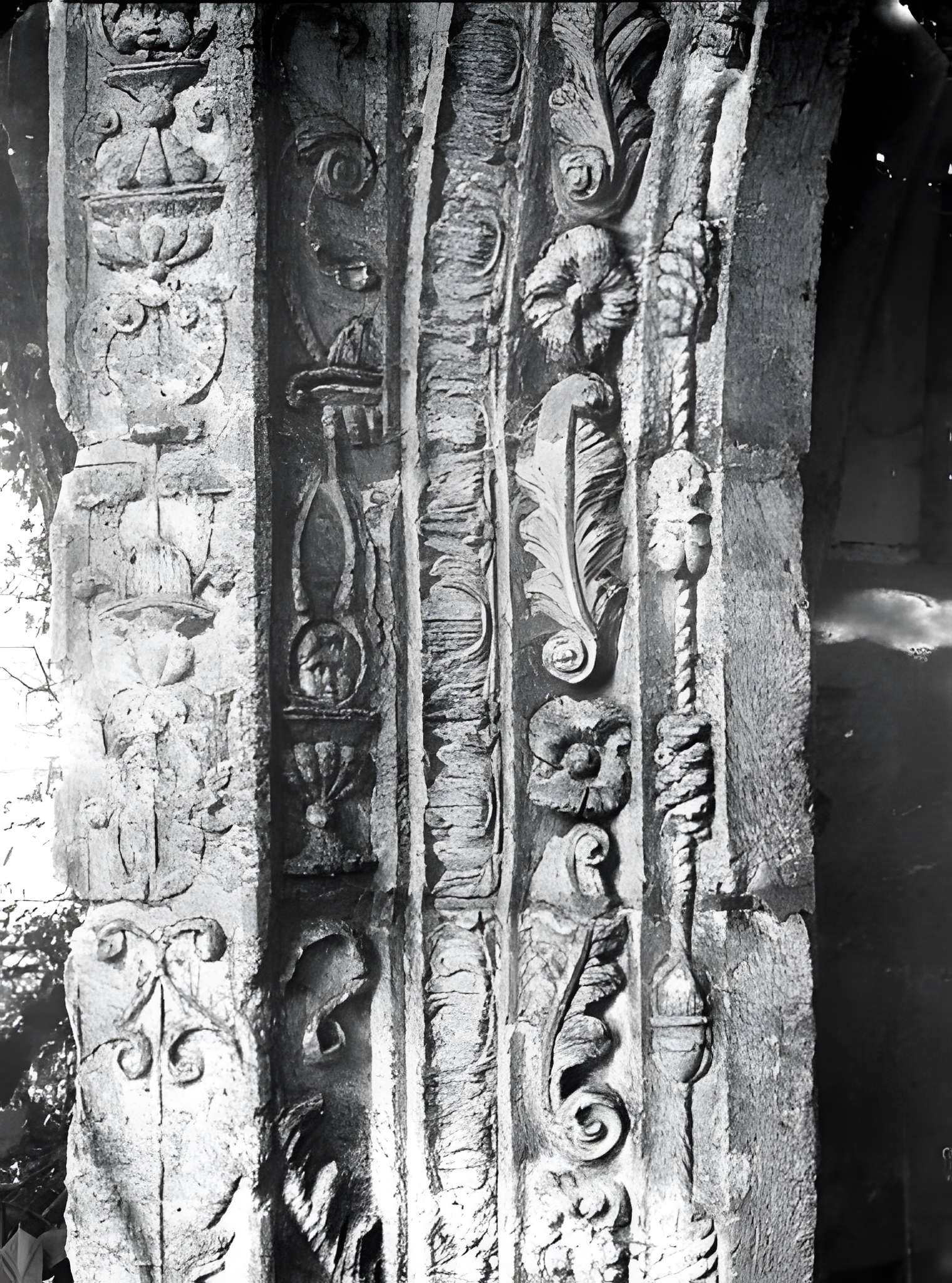 Restes du château de Sarcus