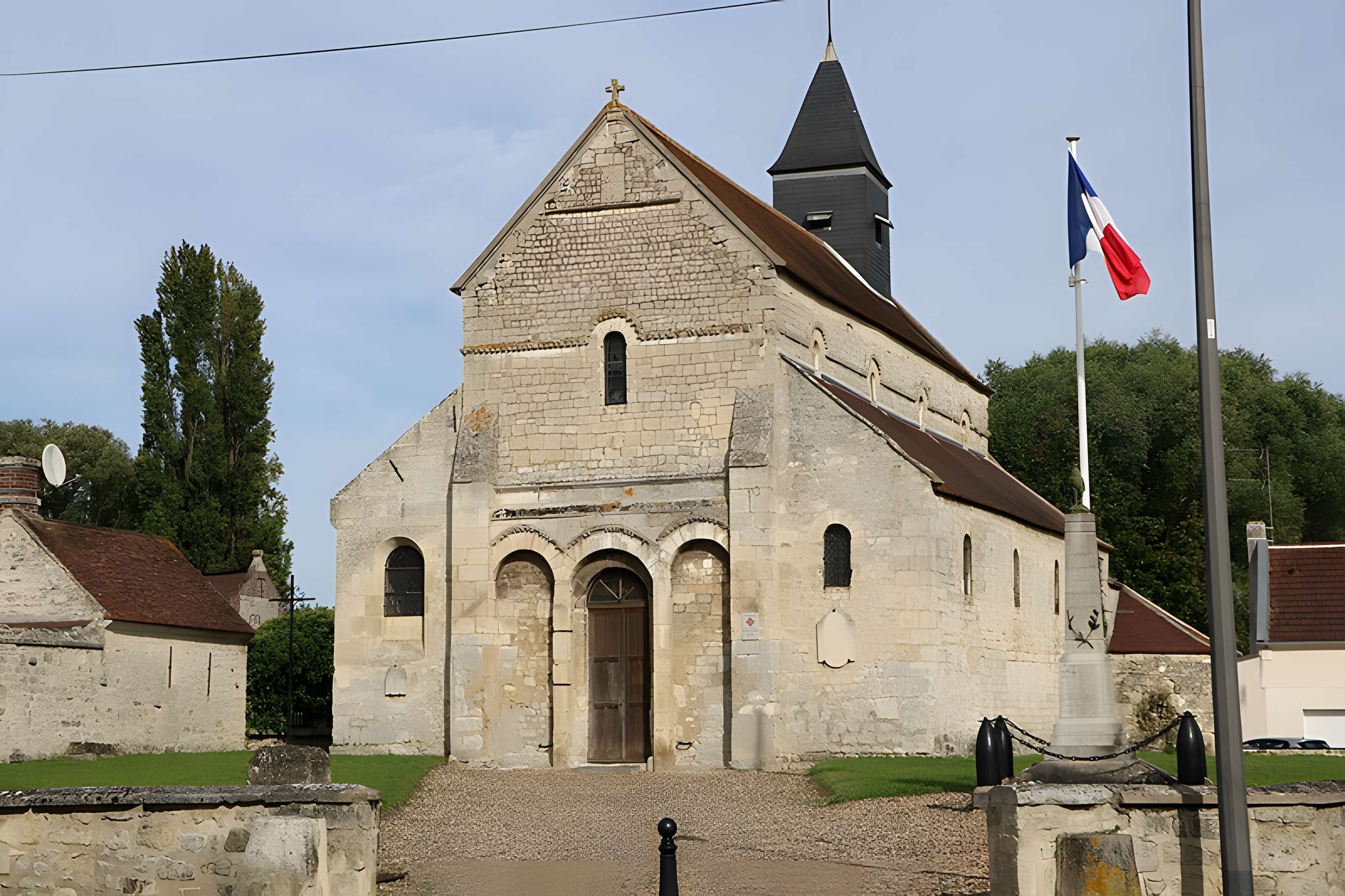 Eglise de Sarron