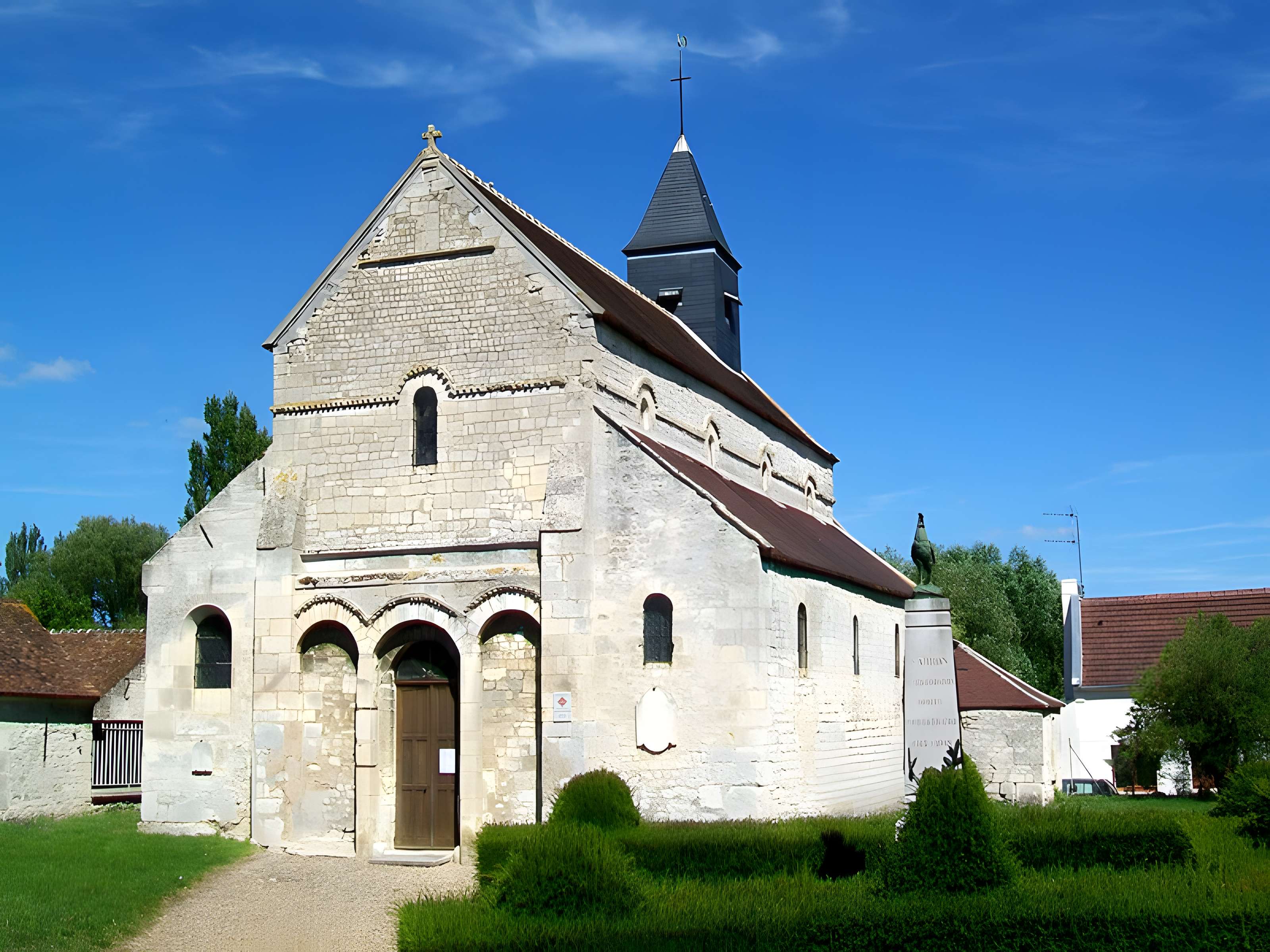 Eglise de Sarron