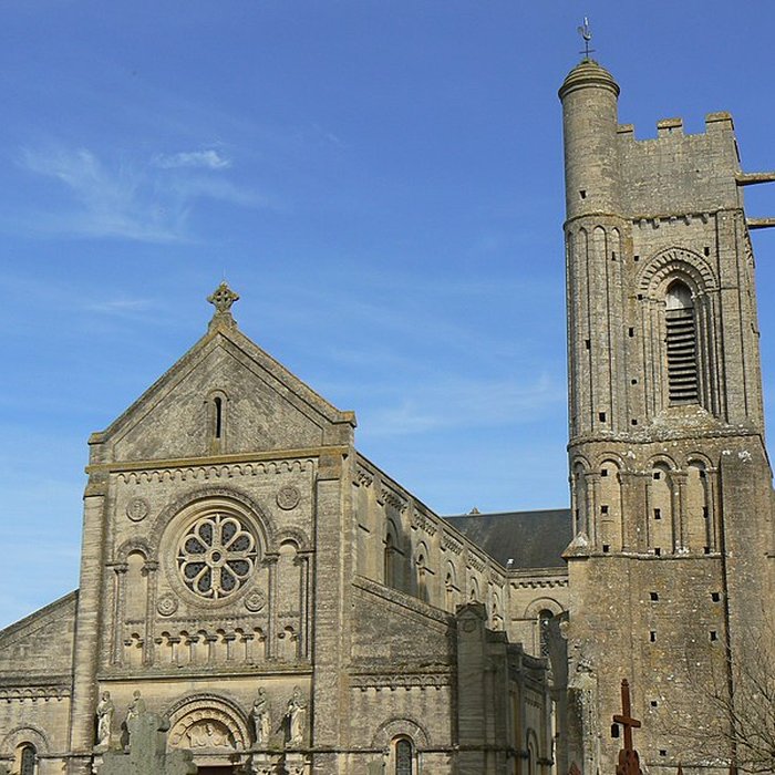 Photo de Église Saint-Quentin de Luc-sur-Mer
