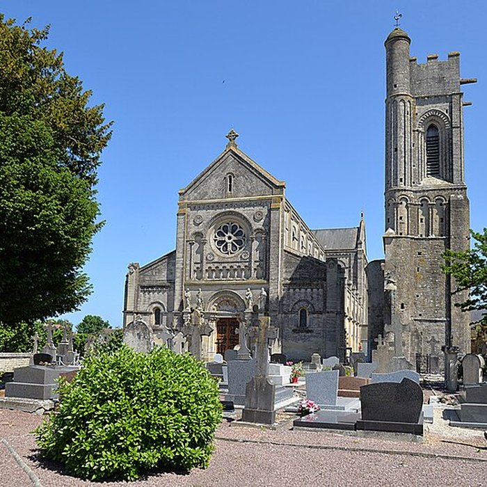 Photo de Église Saint-Quentin de Luc-sur-Mer