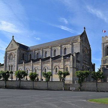 Église Saint-Quentin de Luc-sur-Mer