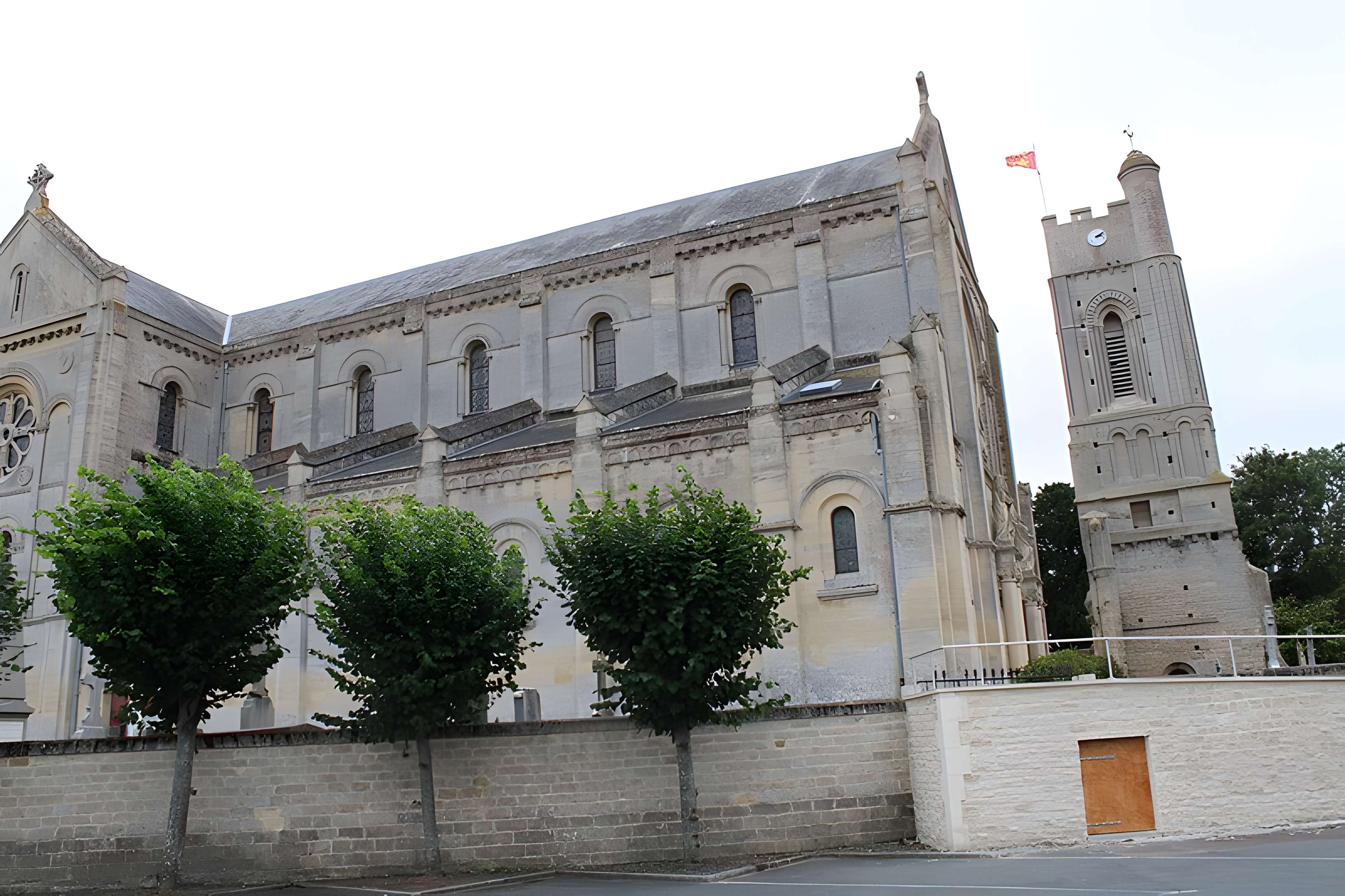 Église Saint-Quentin de Luc-sur-Mer