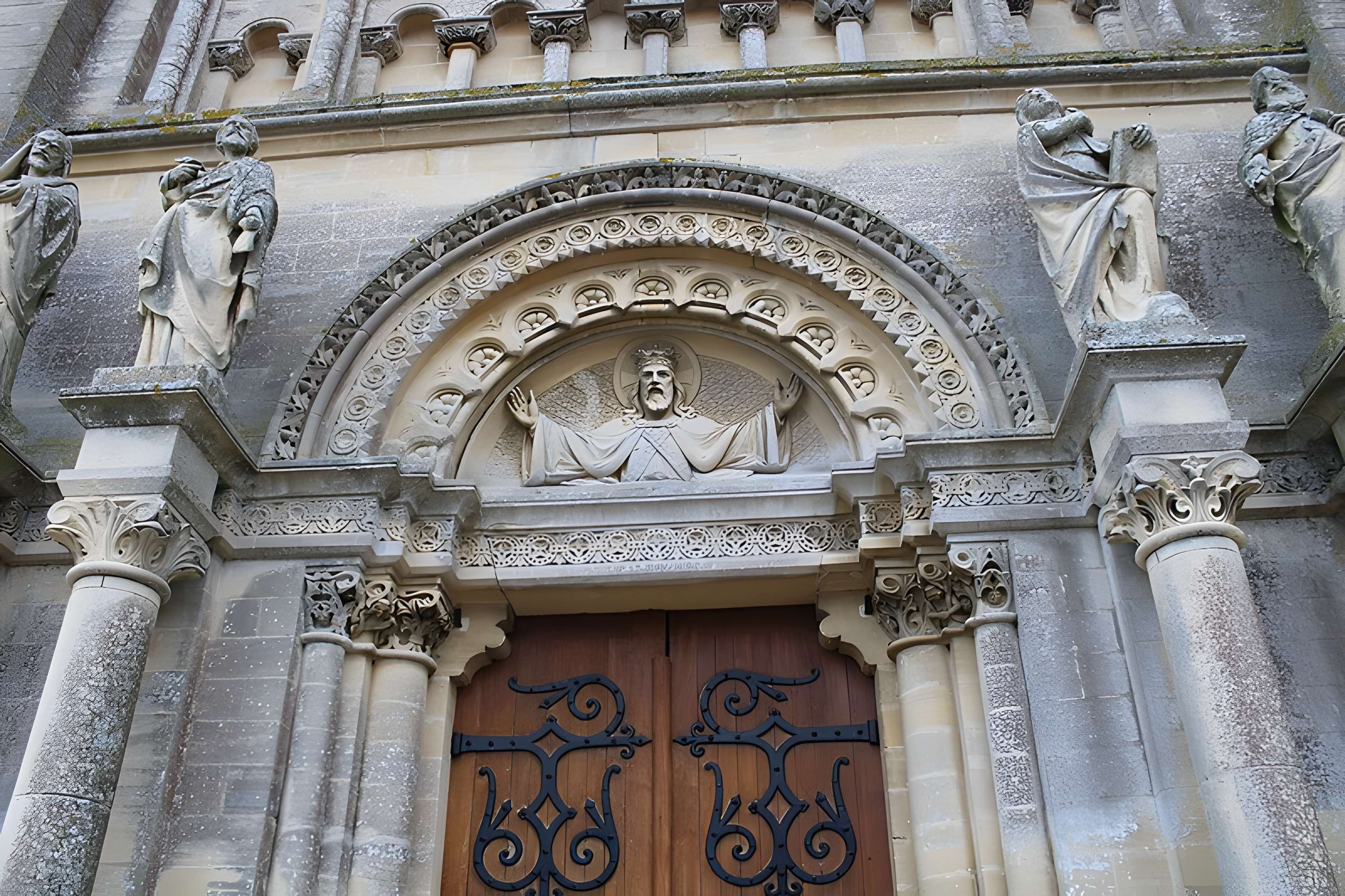 Église Saint-Quentin de Luc-sur-Mer