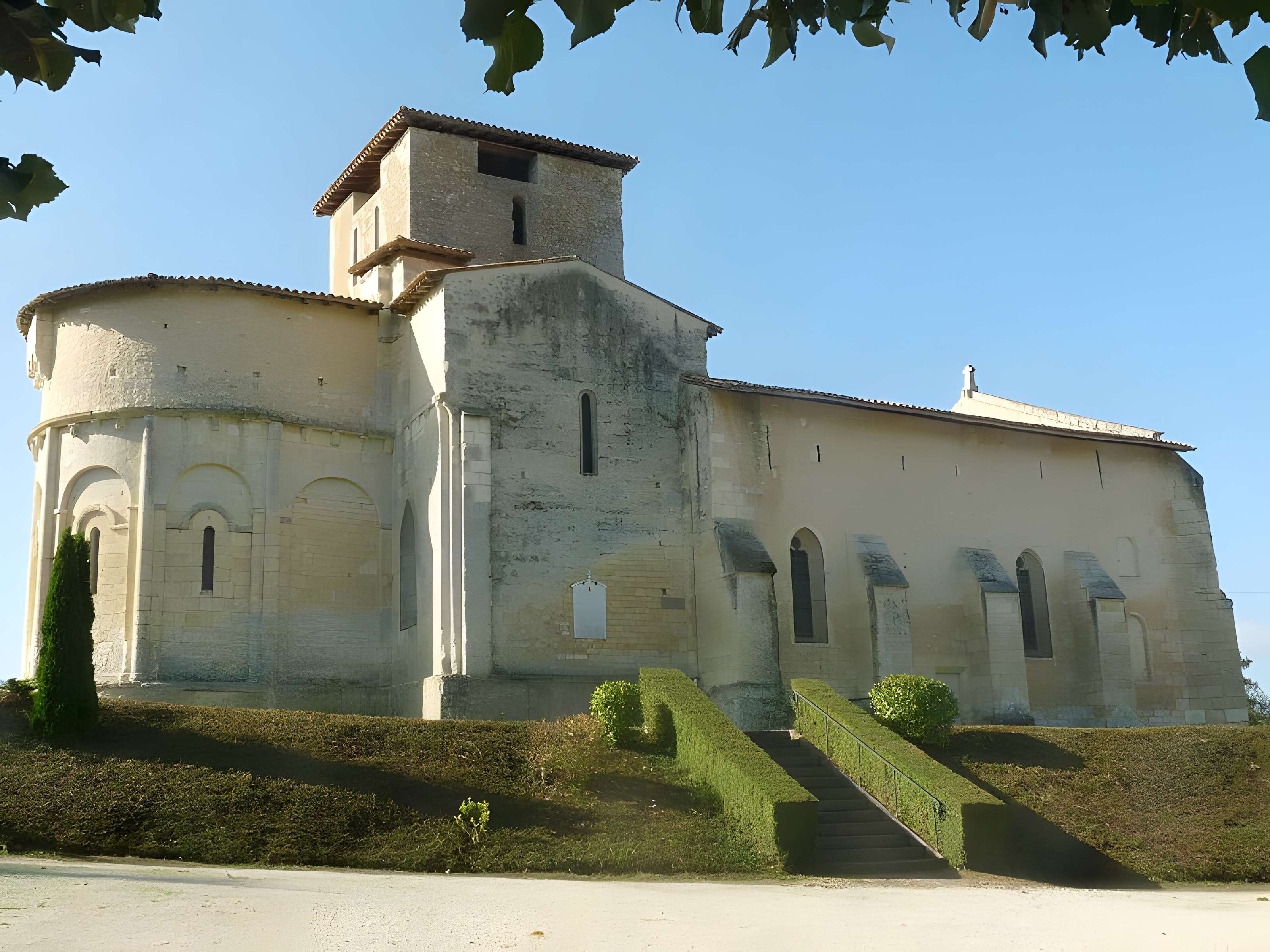 Église Saint-Quentin de Saint-Quentin-de-Chalais