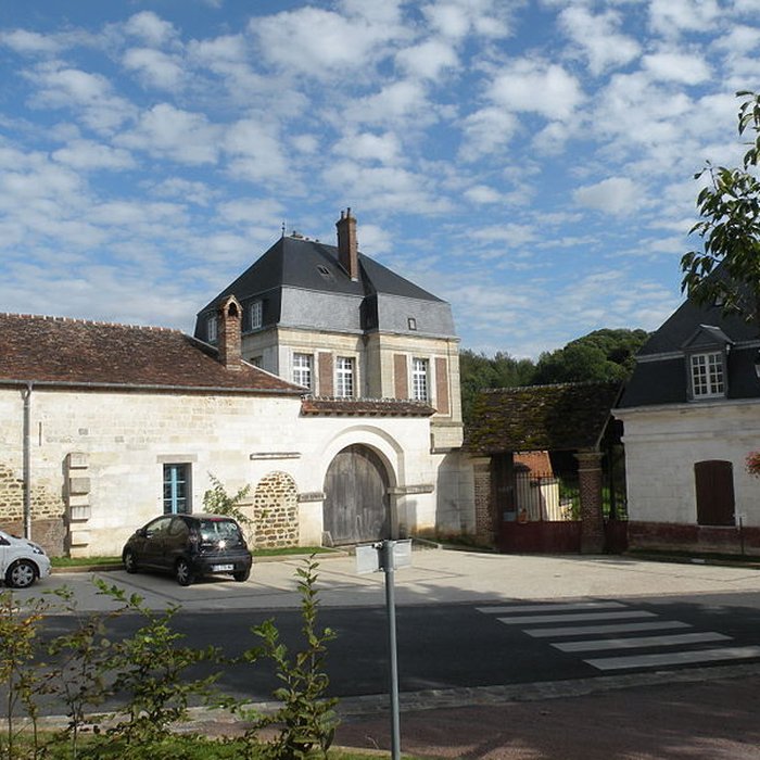 Photo de Ruines de léglise abbatiale