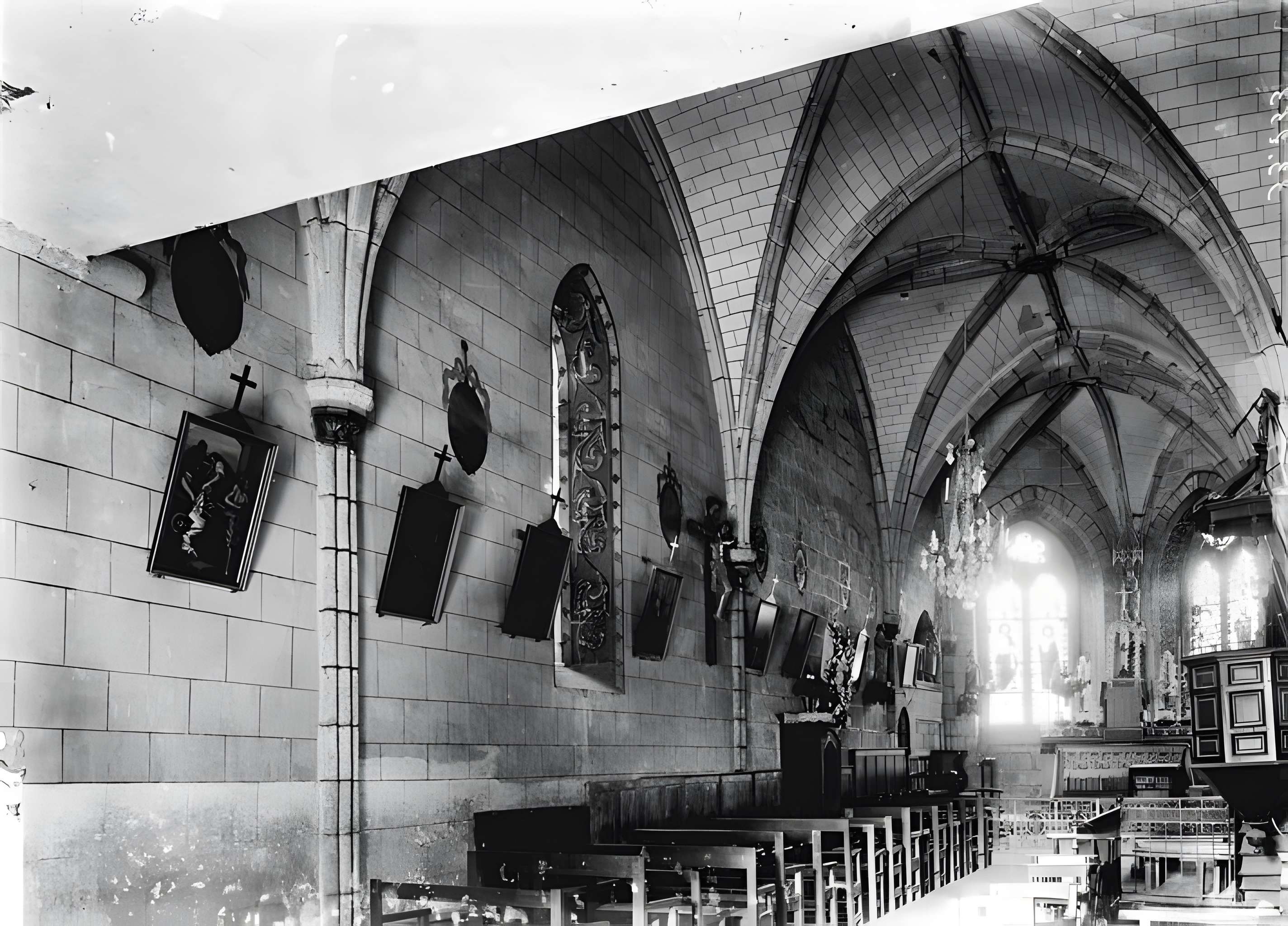 Église Saint-Quentin de Saint-Quentin-la-Chabanne