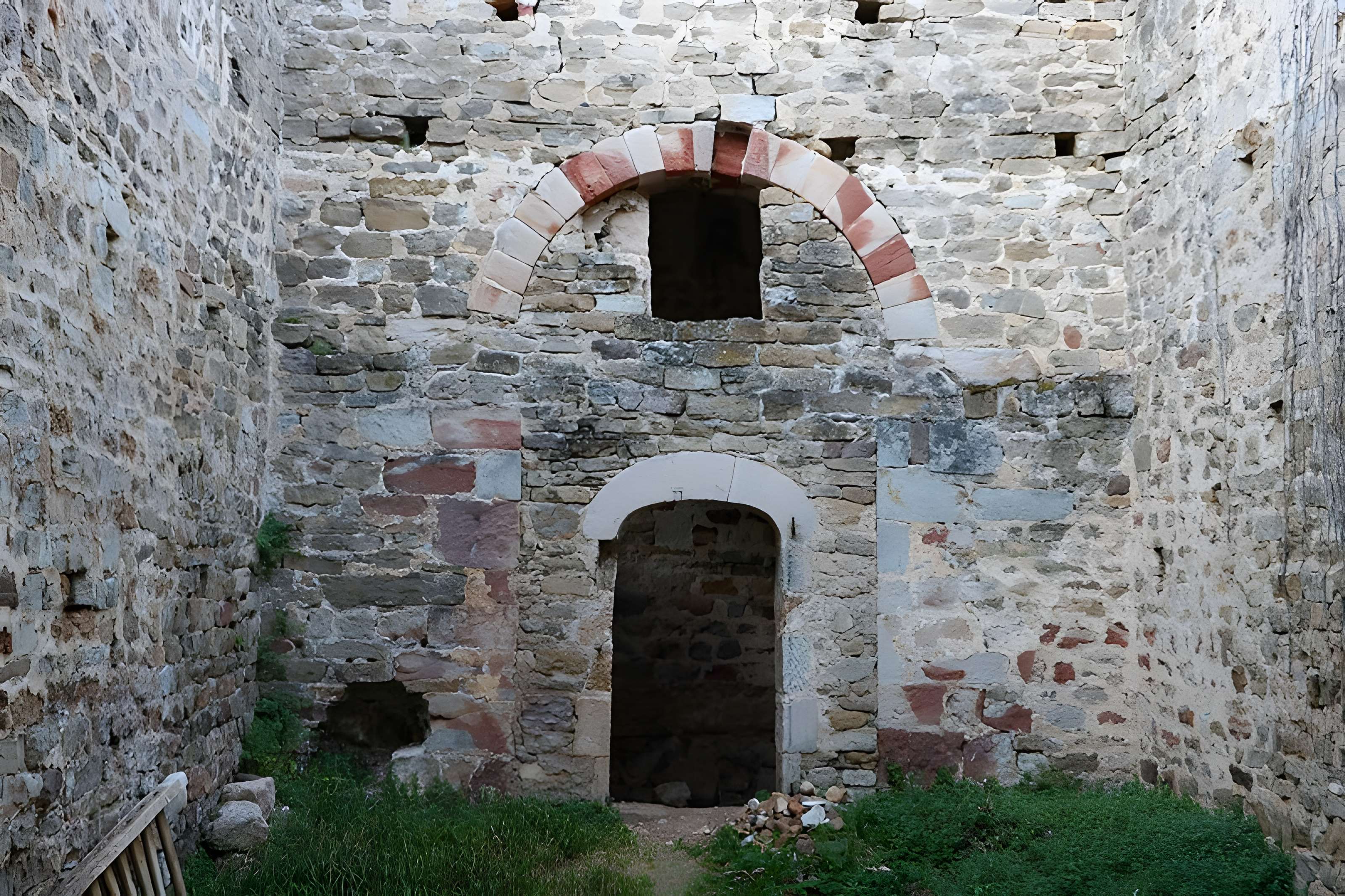 Église Saint-Quirinus de Montjaux