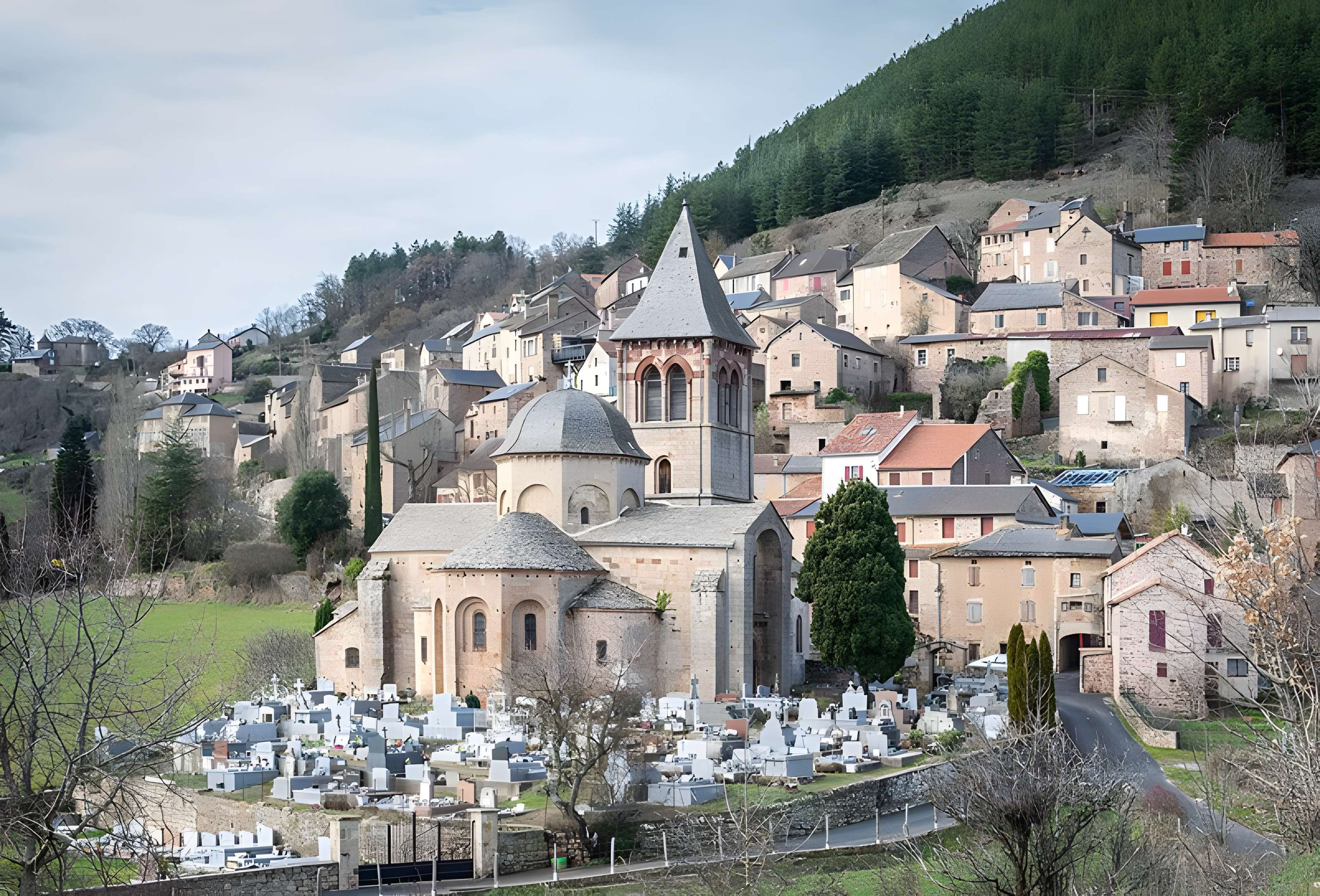Église Saint-Quirinus de Montjaux