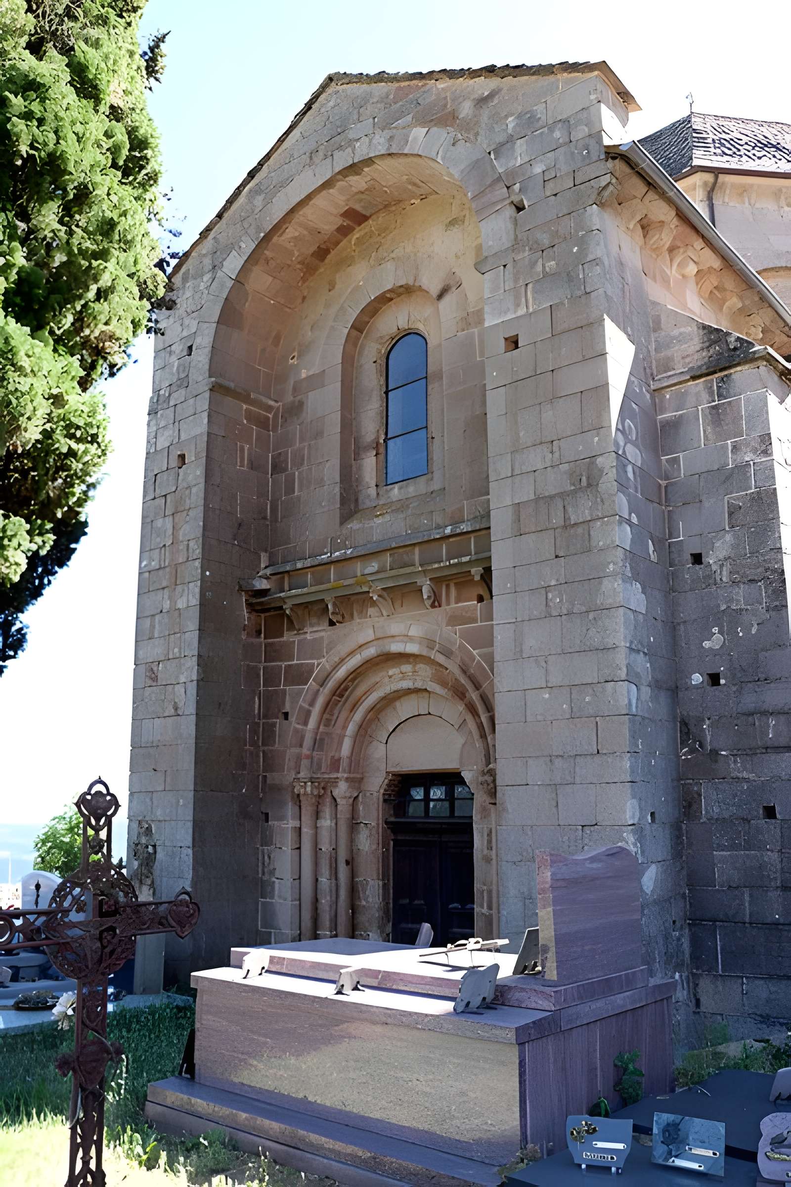 Église Saint-Quirinus de Montjaux