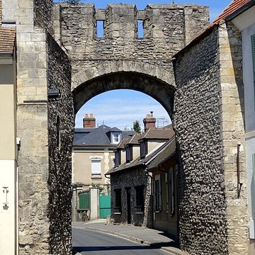 Porte fortifiée