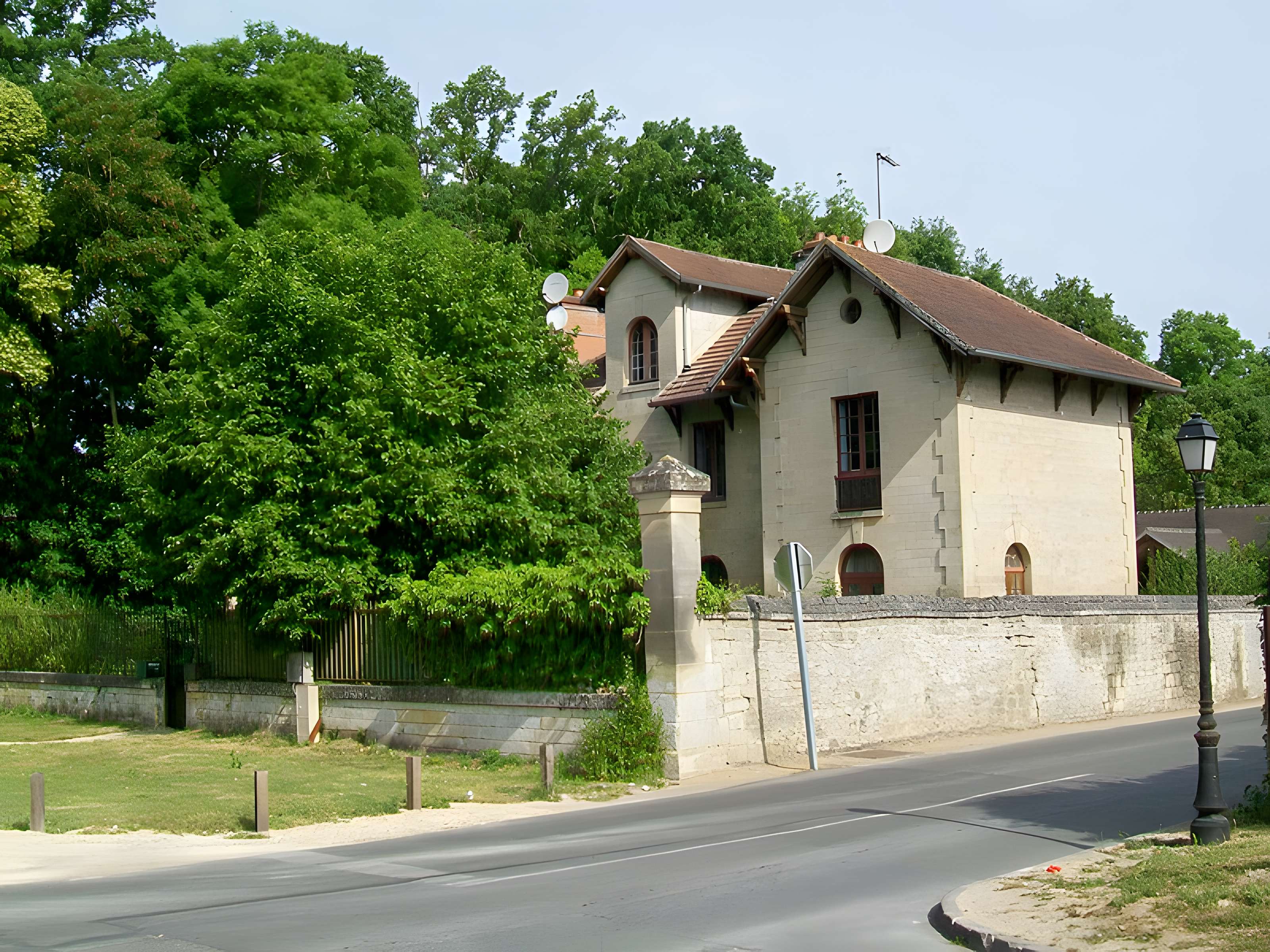 Parc du domaine de Chantilly (également sur communes de Chantilly et Avilly-Saint-Léonard)