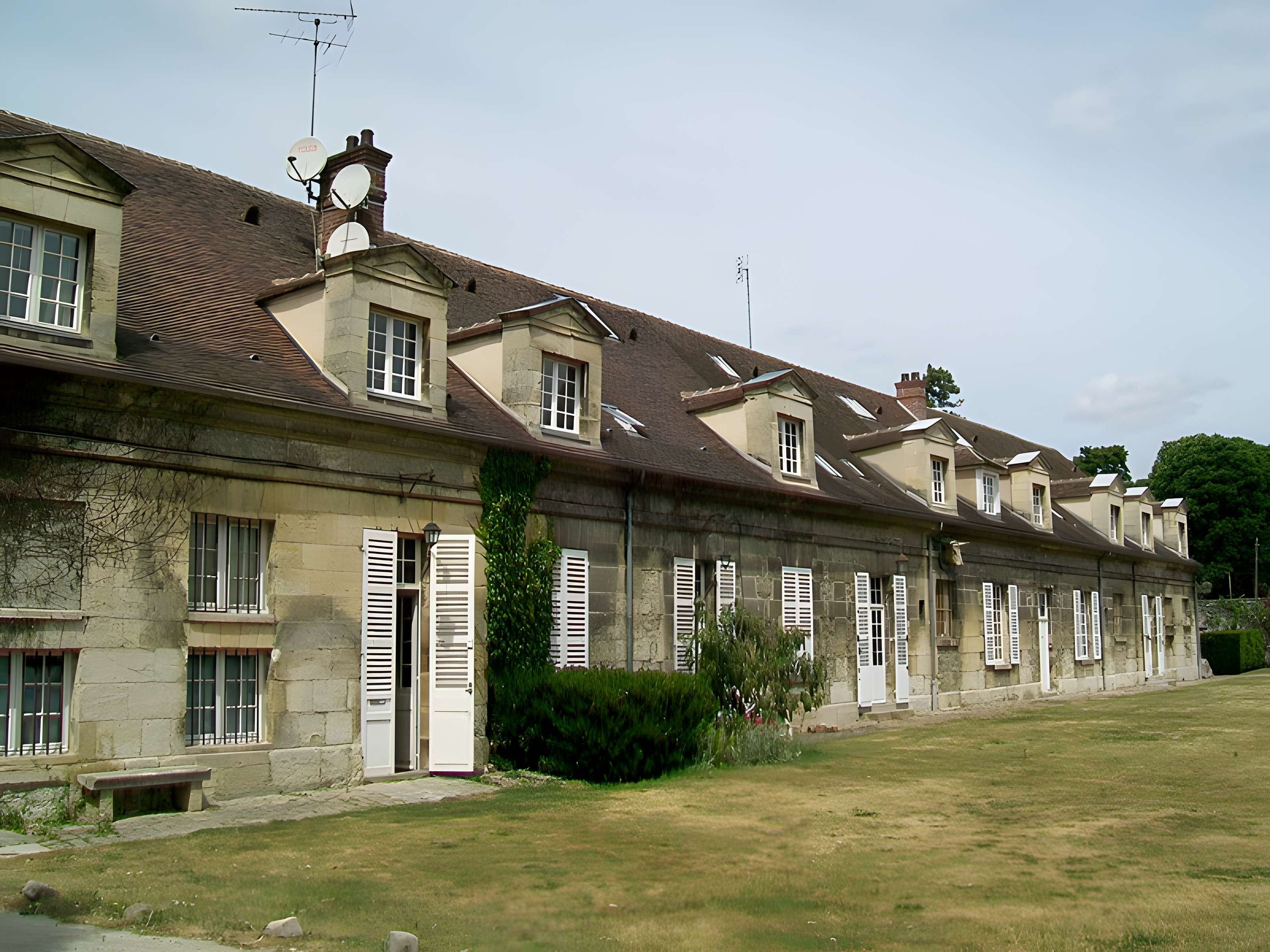 Parc du domaine de Chantilly (également sur communes de Chantilly et Avilly-Saint-Léonard)