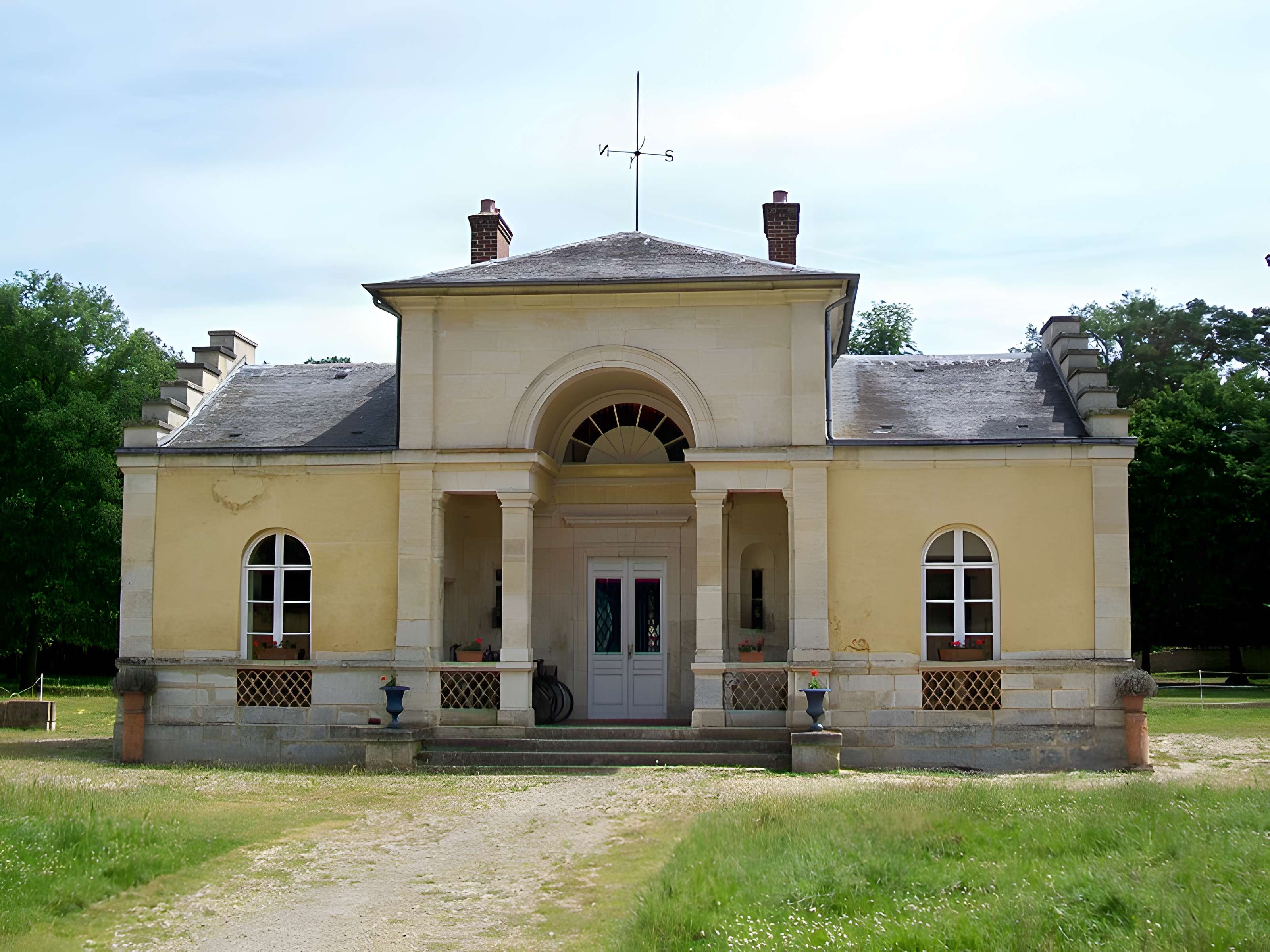 Parc du domaine de Chantilly (également sur communes de Chantilly et Avilly-Saint-Léonard)
