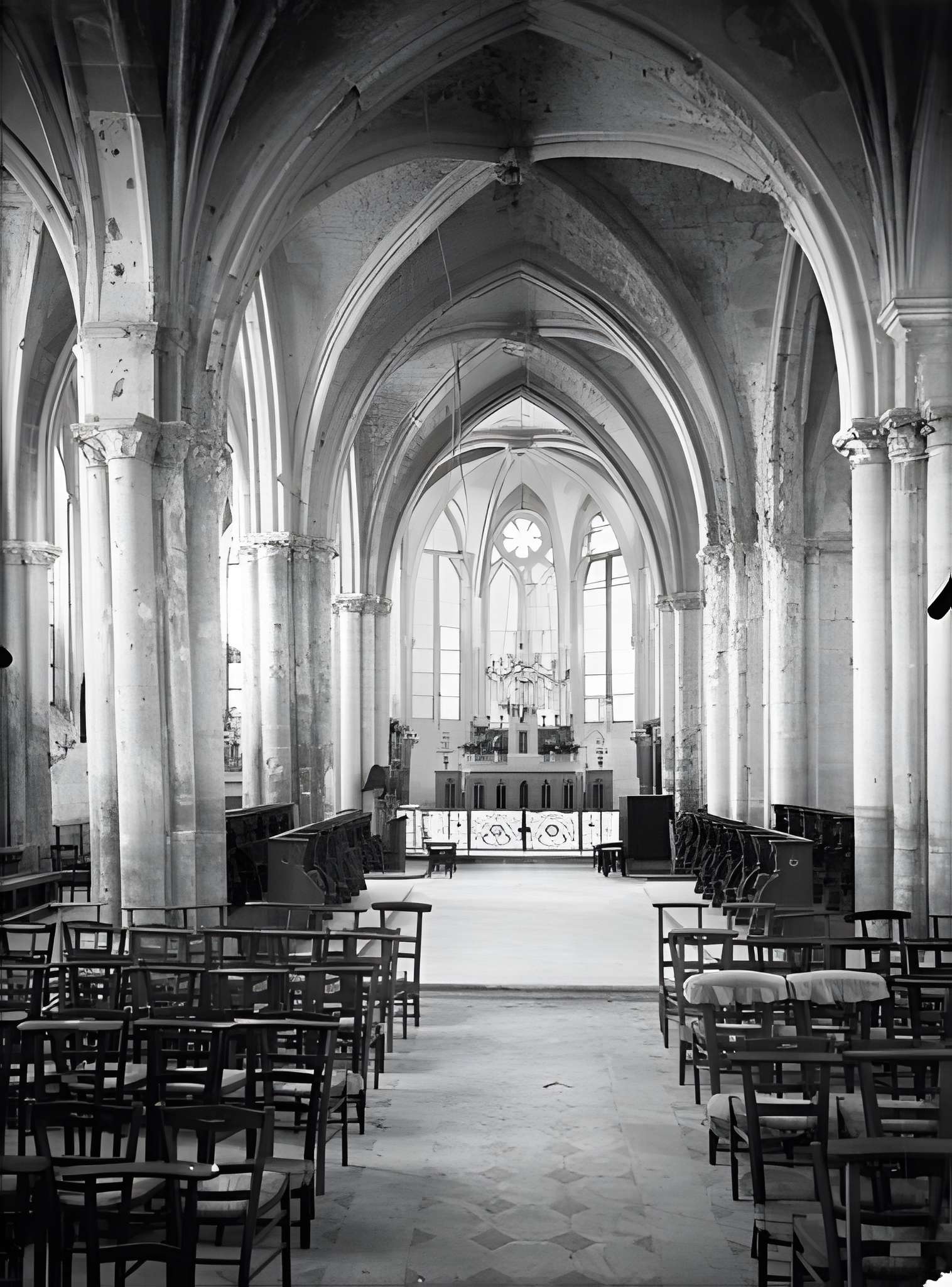 Église Saint-Rémi-et-Saint-Front de Neuilly-Saint-Front