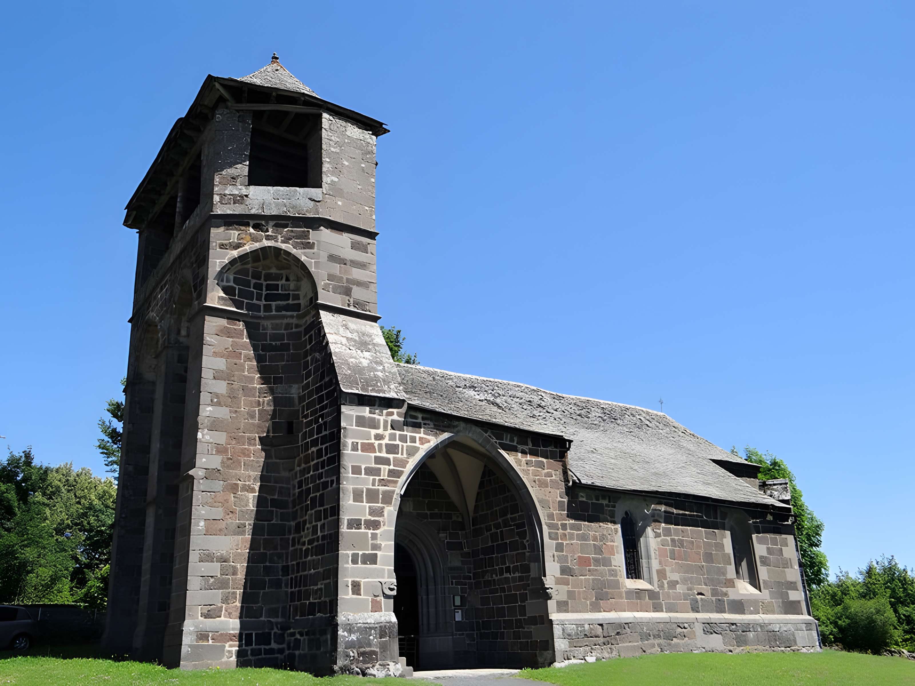 Église Saint-Roch d'Albinhac de Brommat 