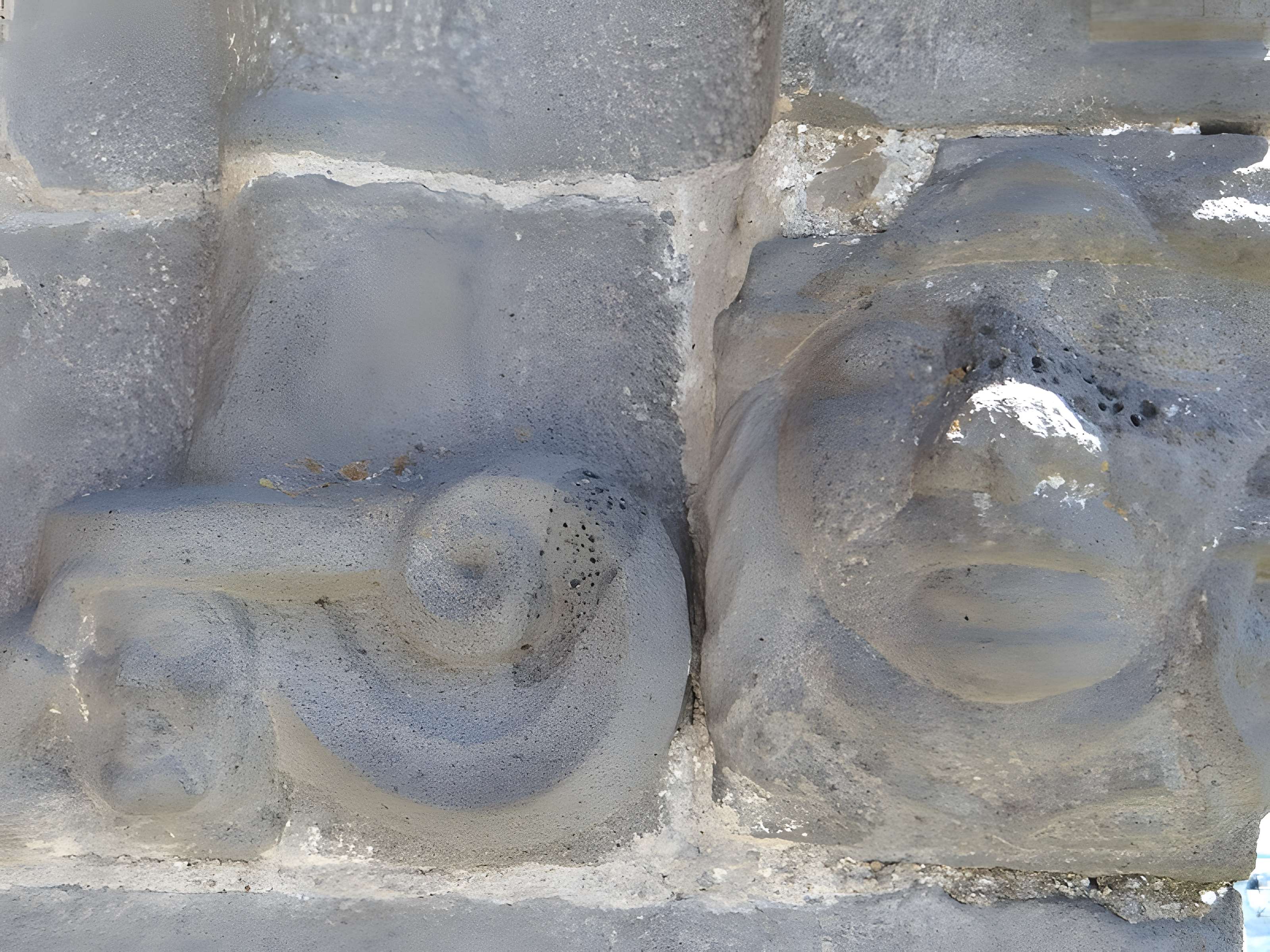 Église Saint-Roch d'Albinhac de Brommat