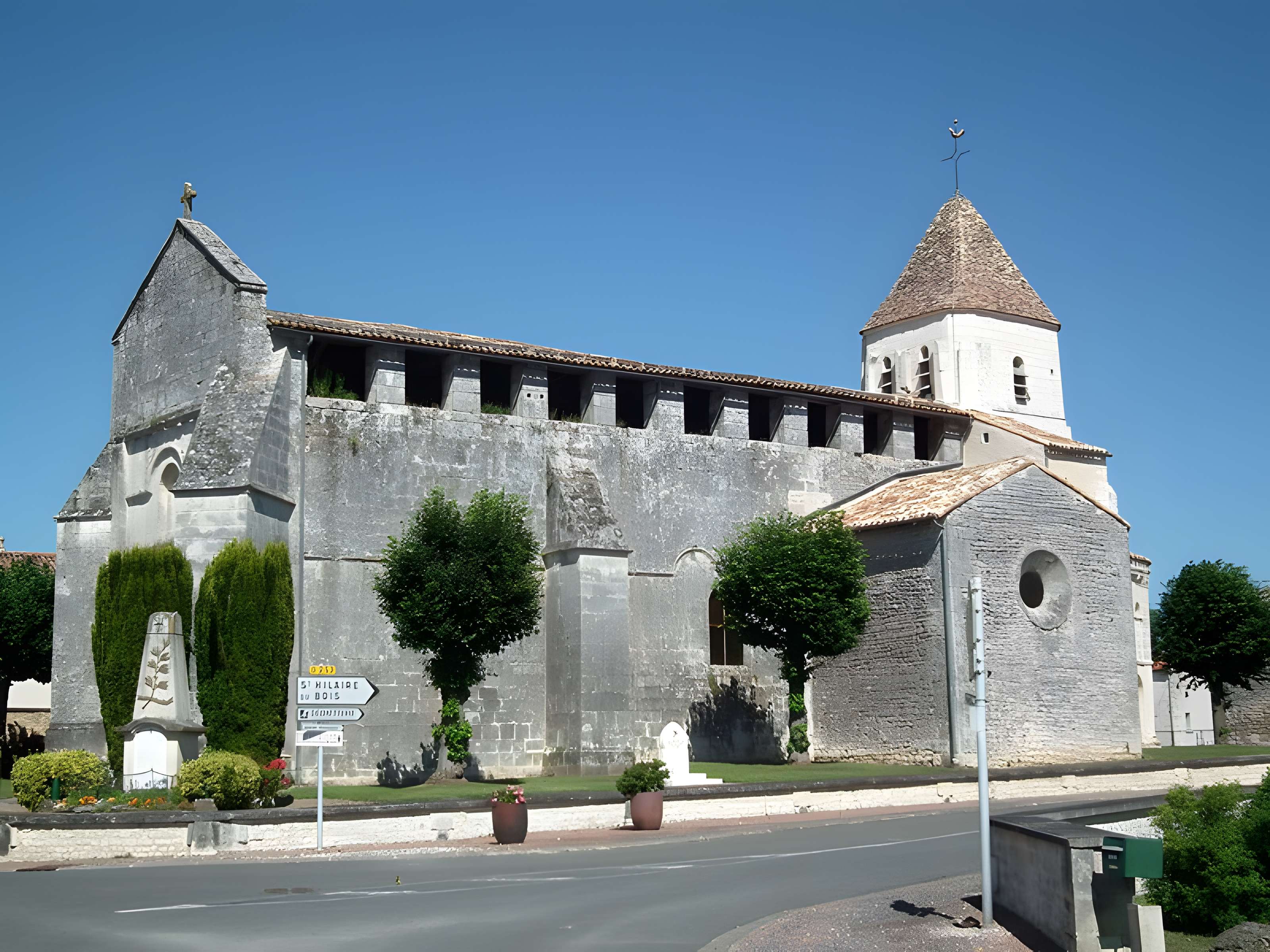 Église Saint-Romain de Guitinières 