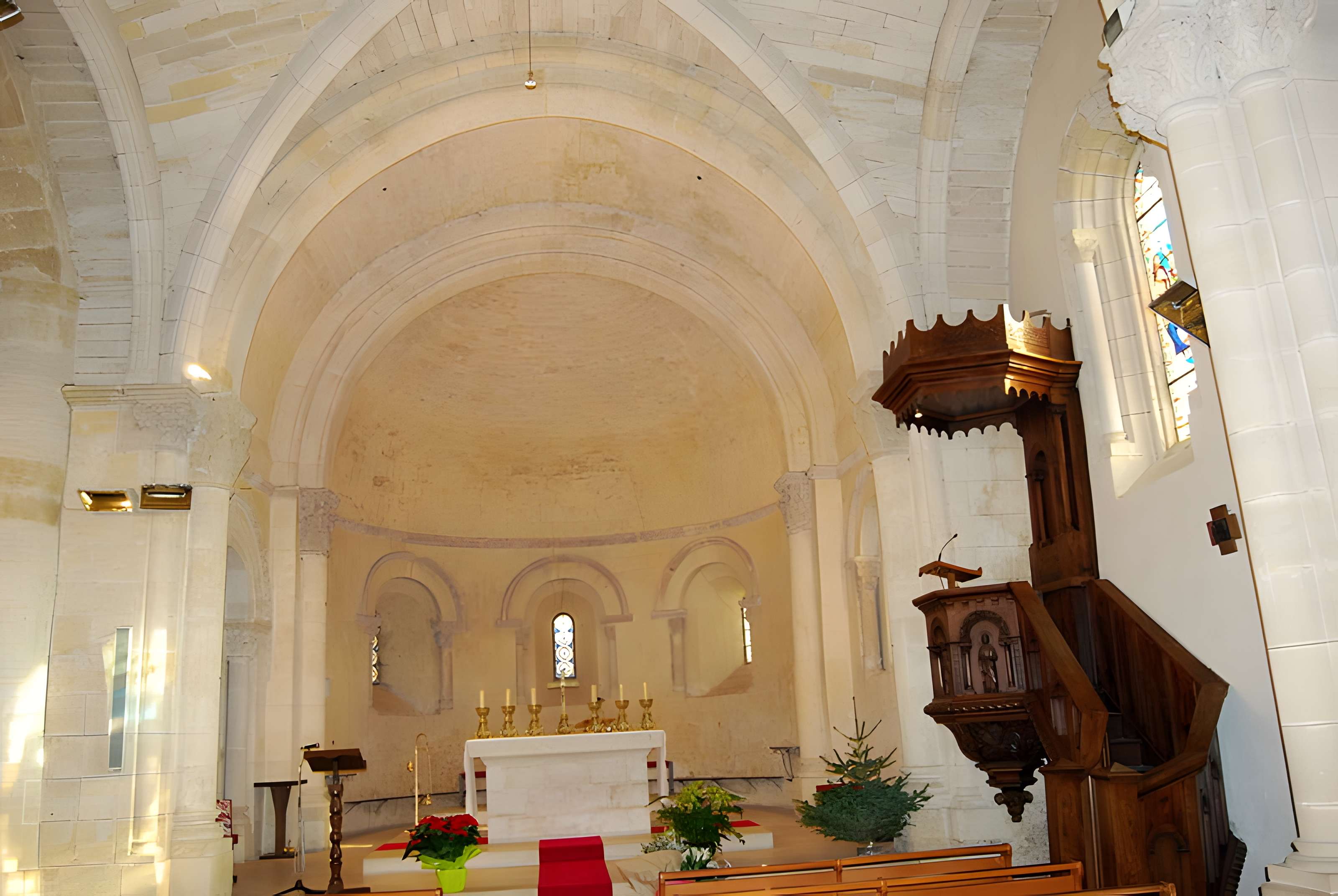 Église Saint-Romain de Targon