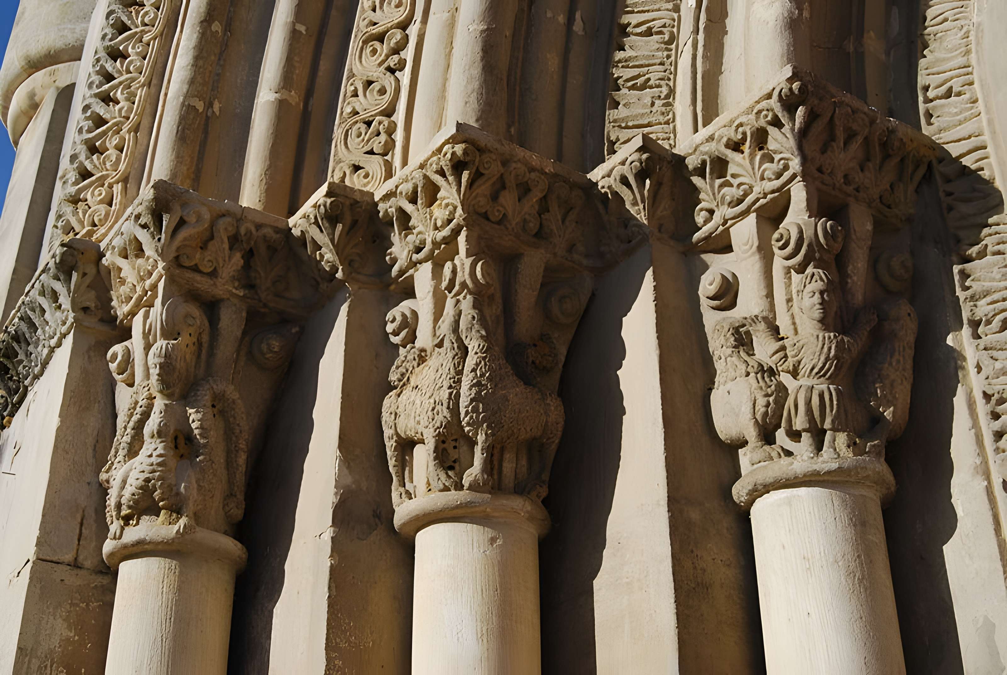 Église Saint-Romain de Targon