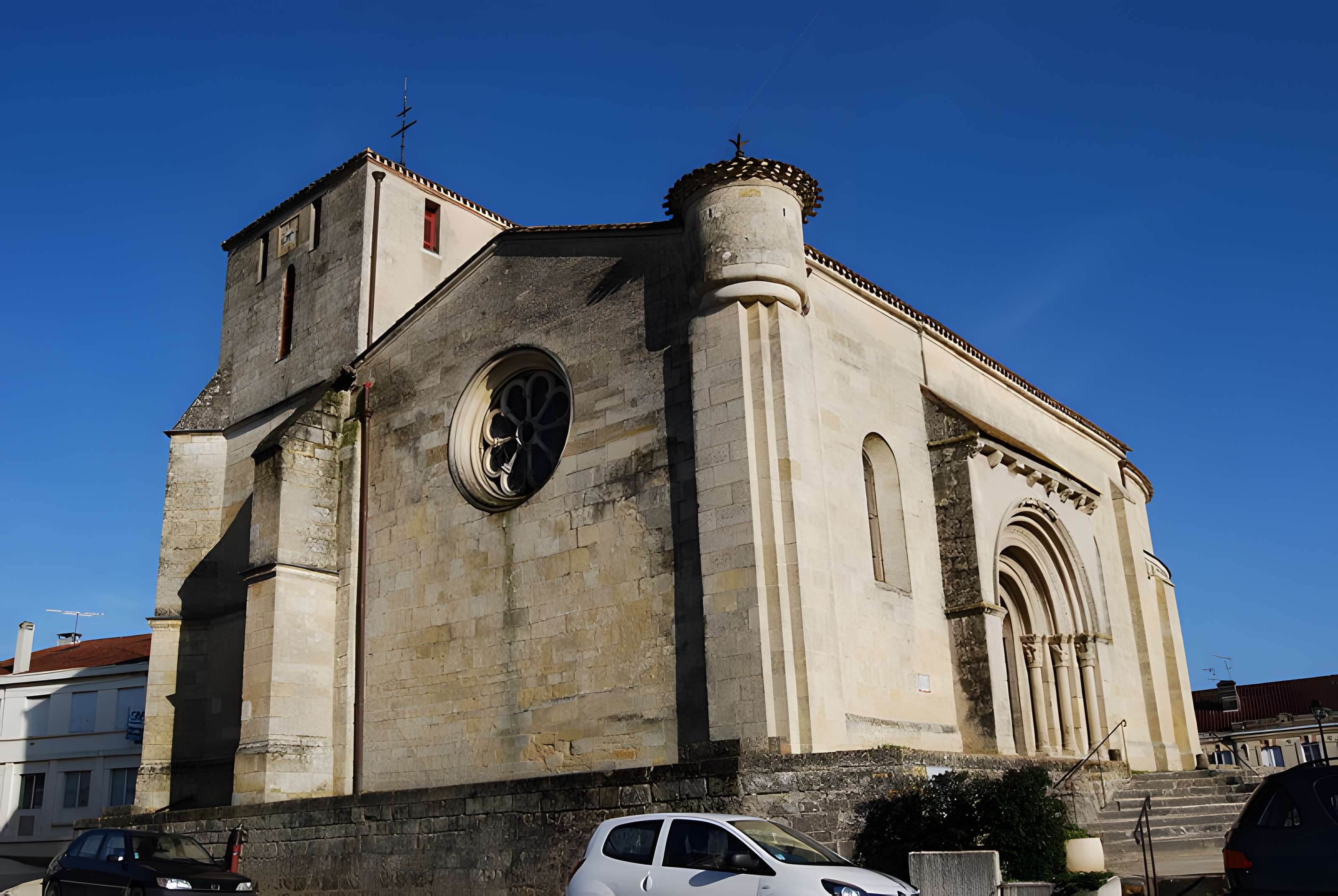 Église Saint-Romain de Targon