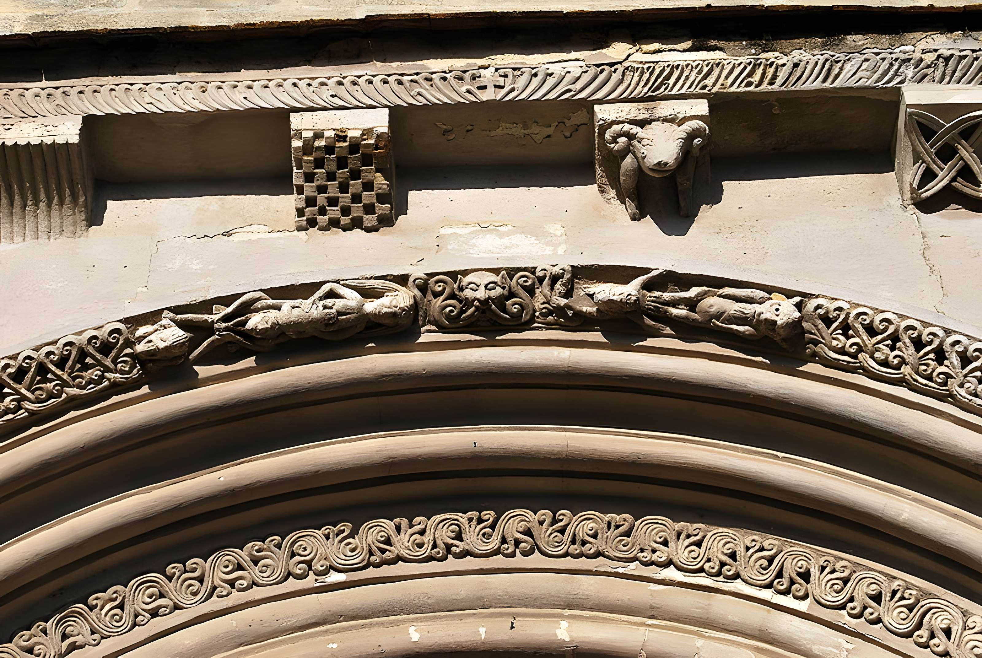 Église Saint-Romain de Targon