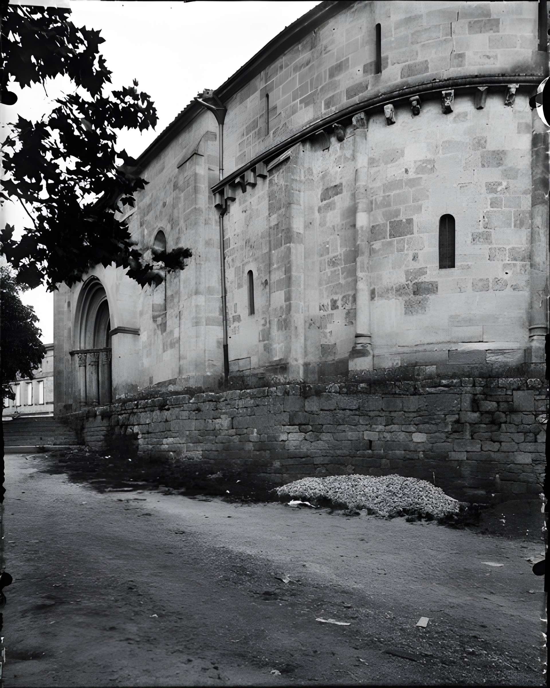 Église Saint-Romain de Targon