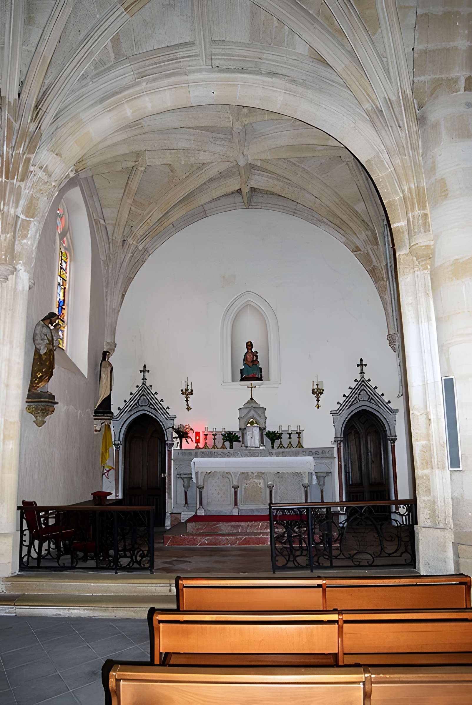 Église Saint-Romain de Targon