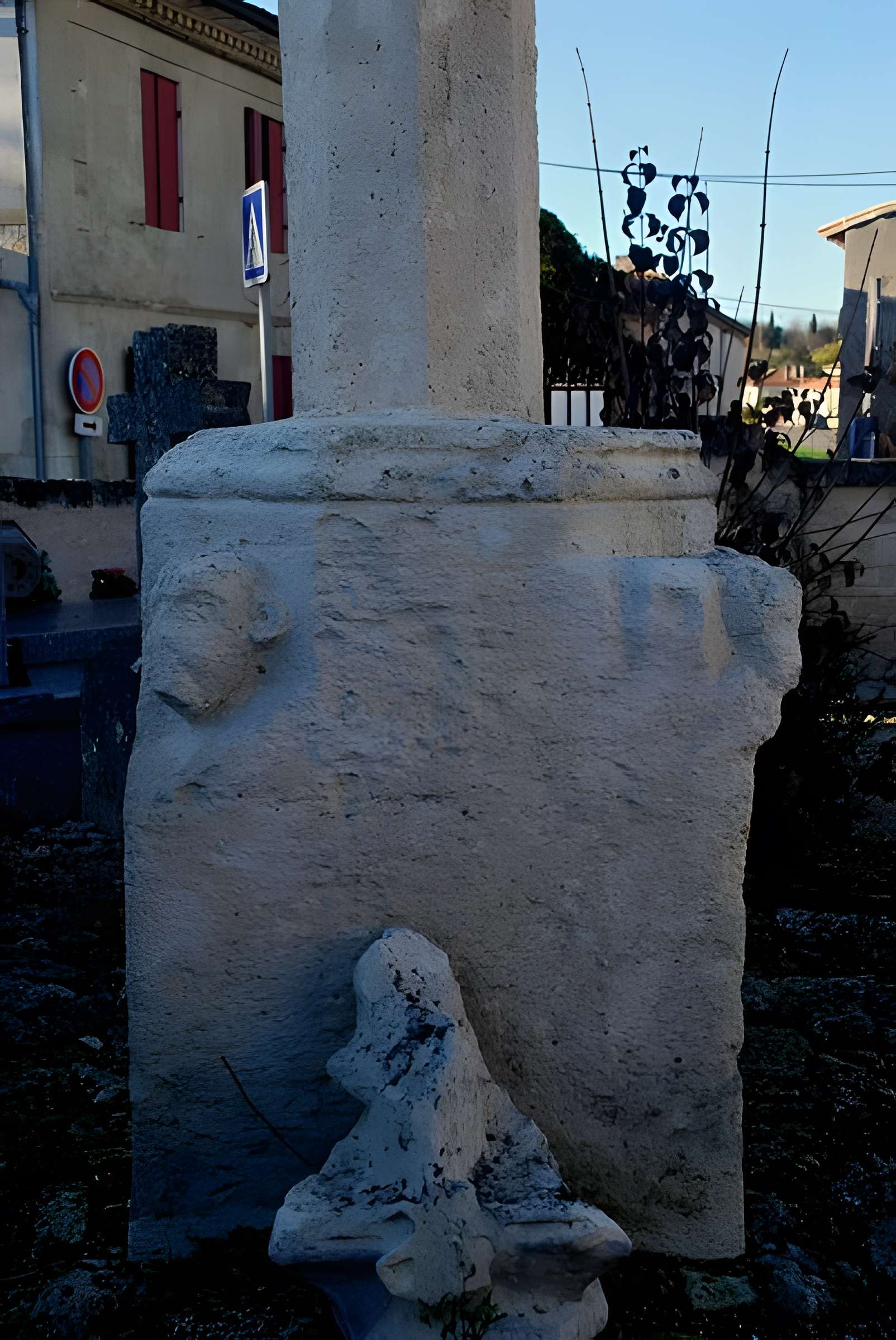 Église Saint-Saturnin de Camarsac