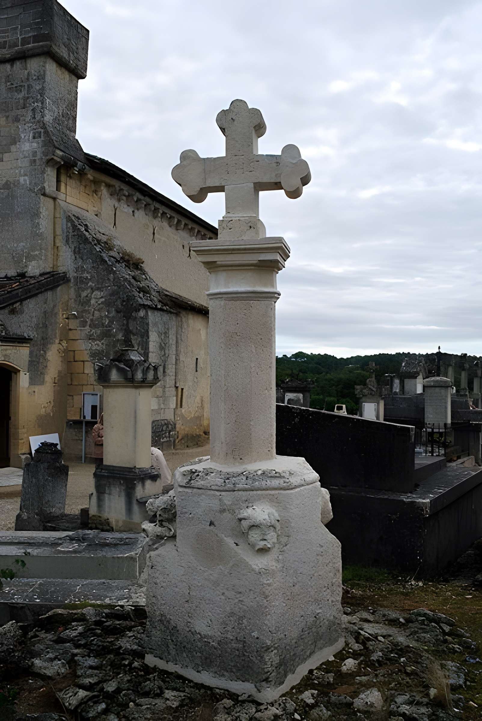 Église Saint-Saturnin de Camarsac